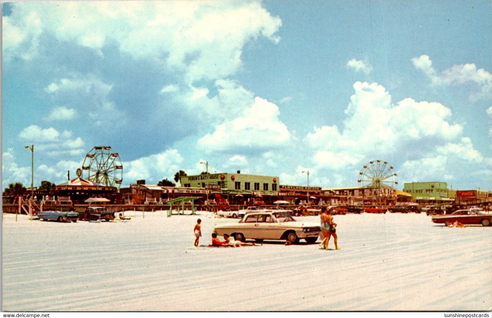 Florida Jacksonville Beach Scene On The Beach - Jacksonville
