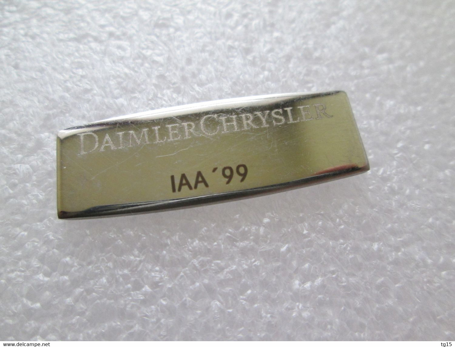 PIN'S     MERCEDES BENZ   DAIMLER CHRYSLER  IAA 99 - Mercedes