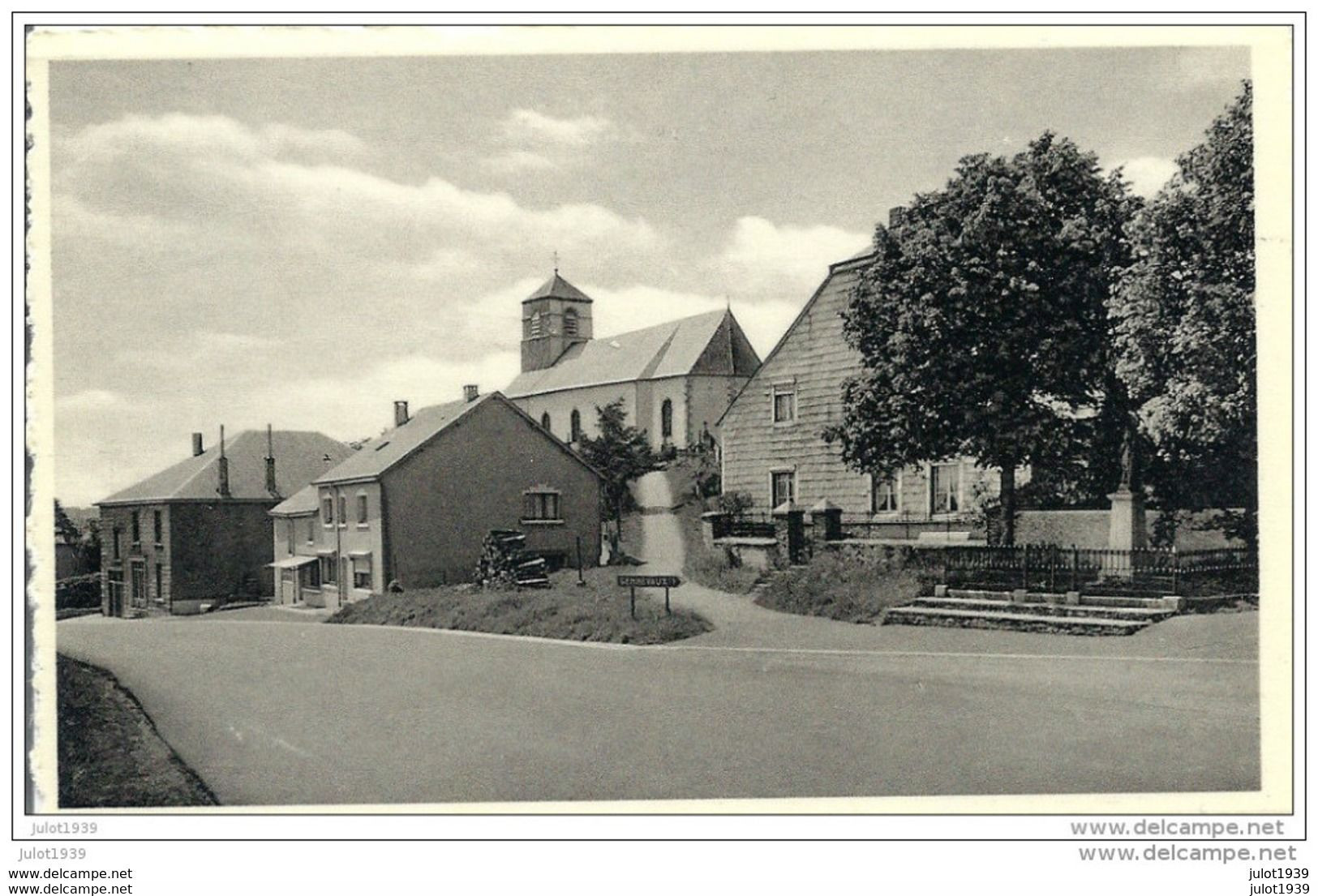 LEGLISE ..-- Le Presbytère . Le MONUMENT . - Leglise