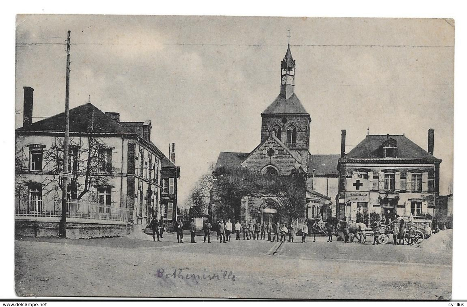 51 - BETHENIVILLE - Place - Animation - Feldlazarette - Bétheniville