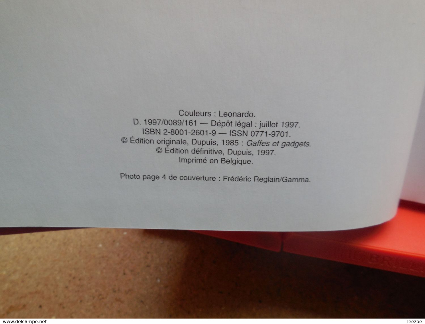 BD GASTON N°1 édition spéciale 40ème anniversaire, dédicace avec signature à identifier ( Liliane Franquin????)....C4B02