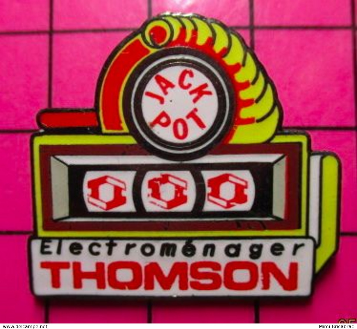 813d Pin's Pins / Beau Et Rare / THEME : JEUX / JACKPOT ELECTROMENAGER THOMSON - Jeux