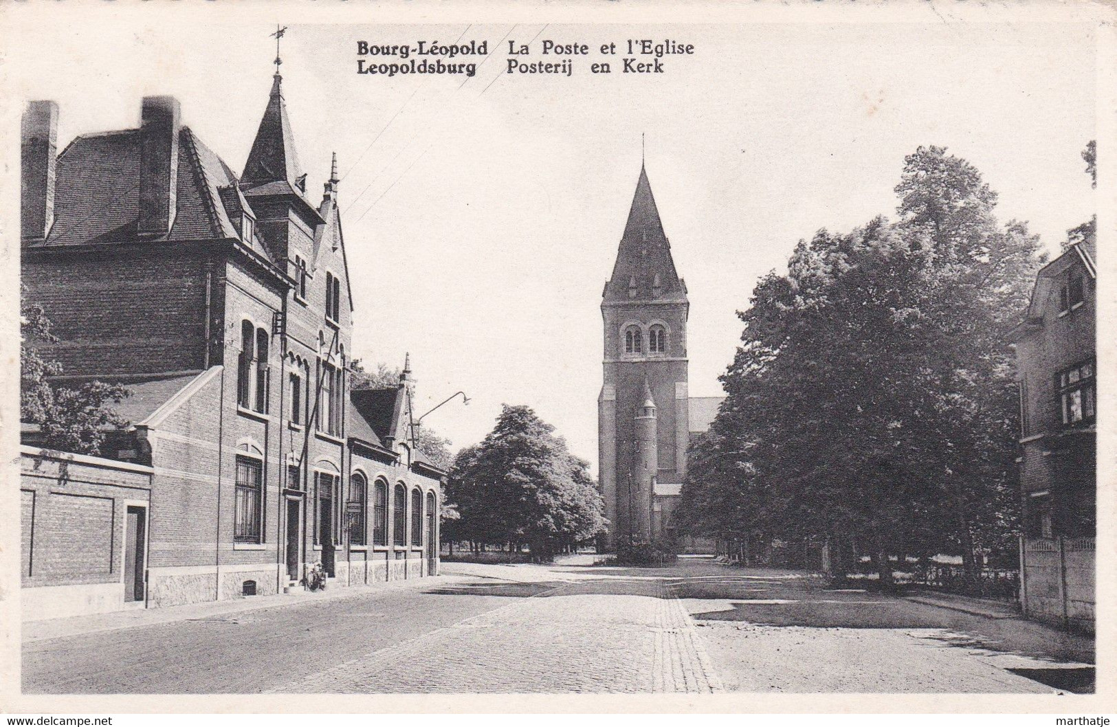Bourg-Léopold - La Poste Et L'Eglise - Leopoldsburg - Posterij En Kerk - Leopoldsburg
