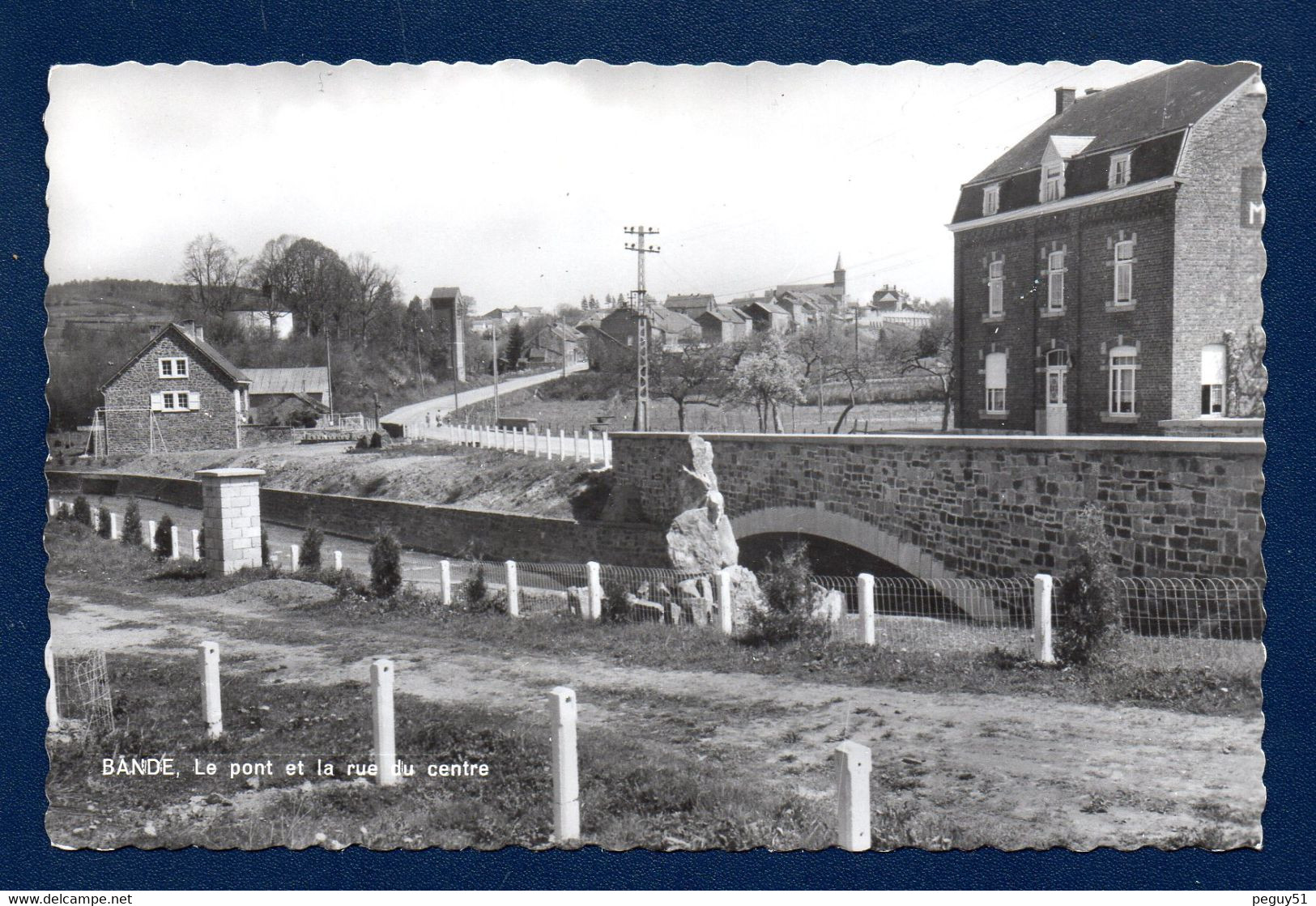 Bande ( Nassogne). Le Pont Et La Rue Du Centre - Nassogne