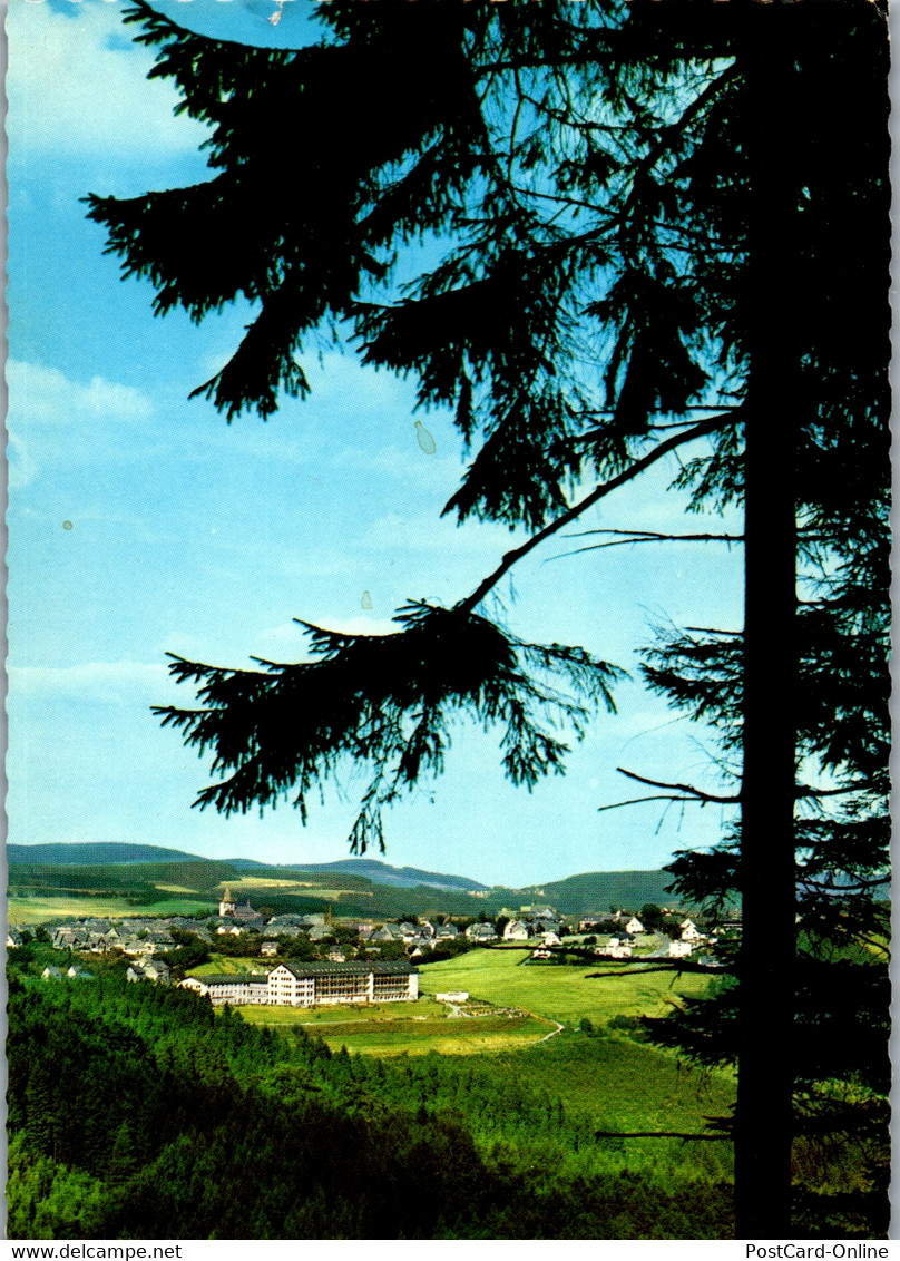 22773 - Deutschland - Winterberg , Hochsauerland , Blick Auf Die Stadt Mit Ursulinen Kloster - Gelaufen 1976 - Winterberg