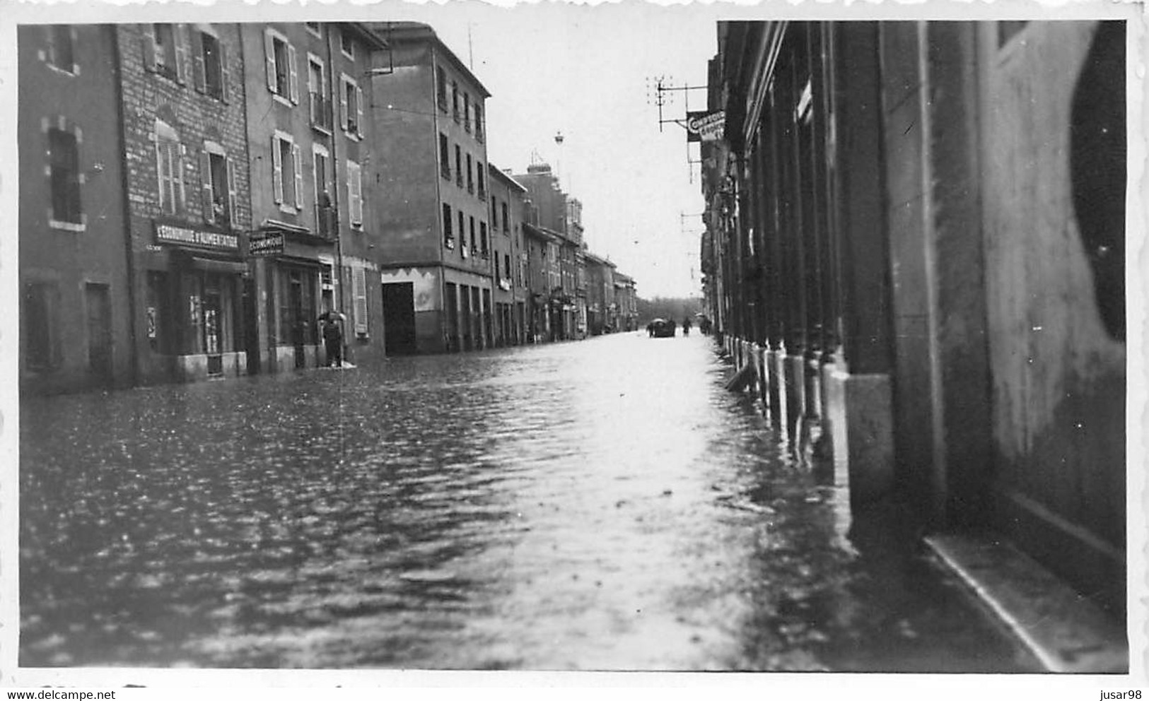 111221 - PHOTO 01 AIN BOURG EN BRESSE VENDREDI 4 OCTOBRE 1935 15 HEURES LA RUE CHARLES ROBIN INNONDATION CATASTROPHE - Sonstige & Ohne Zuordnung