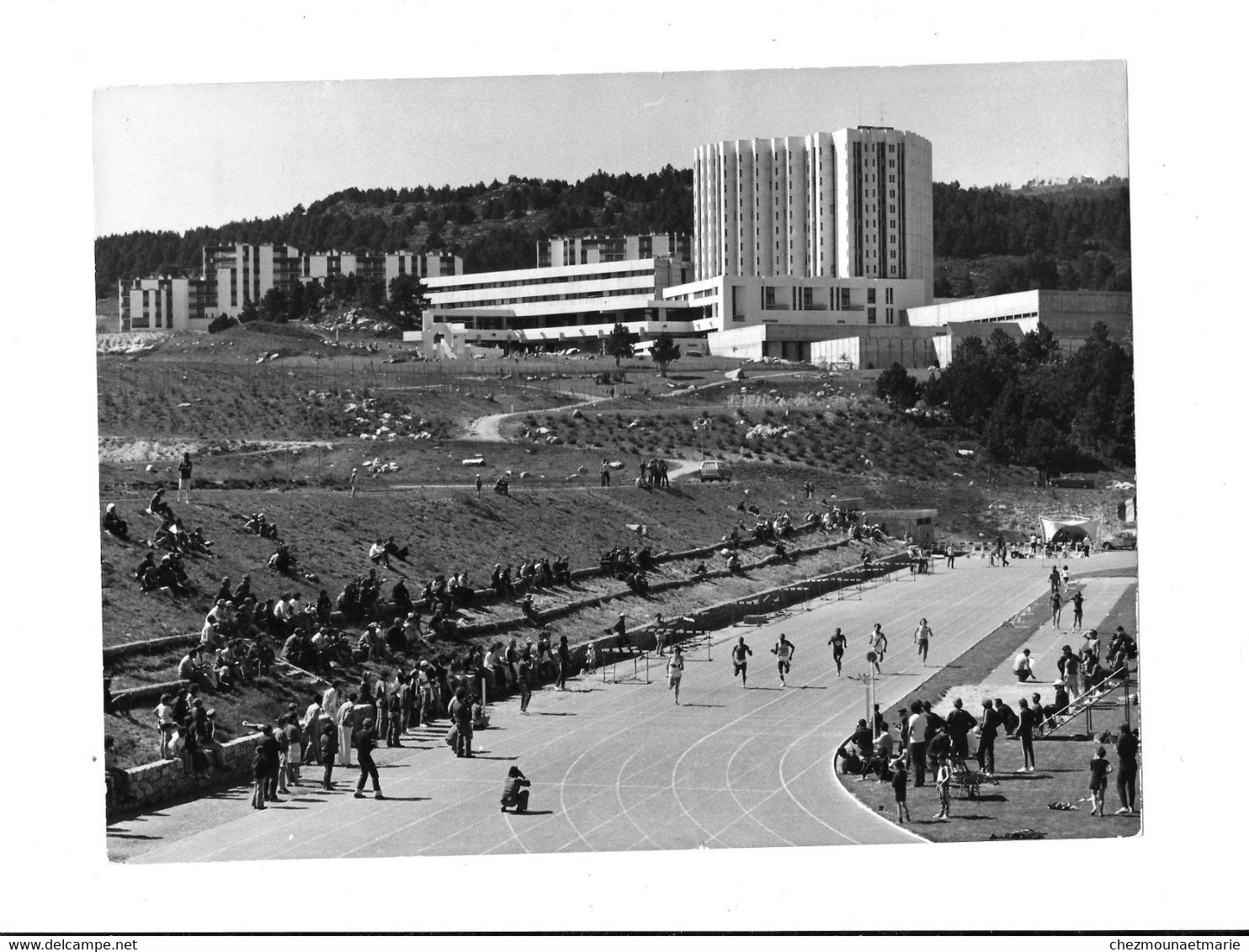 FONT ROMEU - STADE CITE PREOLYMPIQUE - COURSE A PIED - PYRENEES ORIENTALES PHOTO 24.5*17.5 CM - Sports