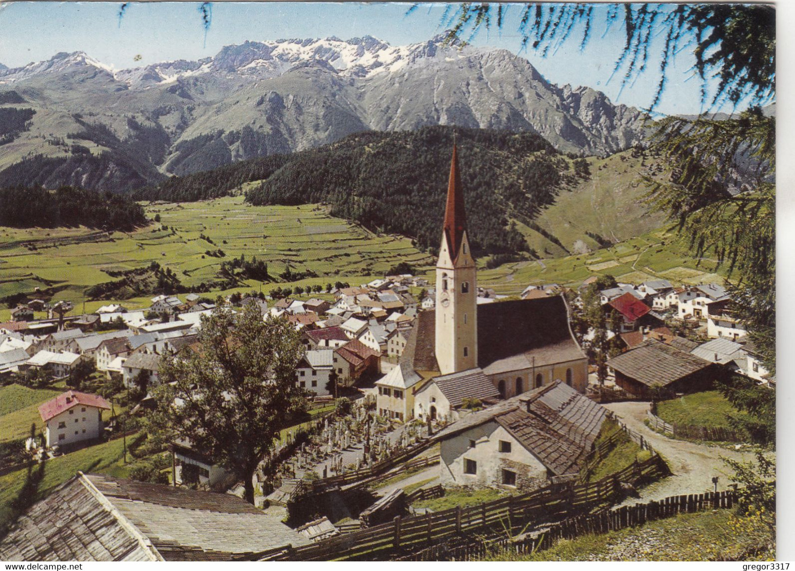A4748) NAUDERS I. Oberinntal - Tirol - KIRCHE Häuser Tolle AK Mit Bergen Im Hintergrund 1974 - Nauders
