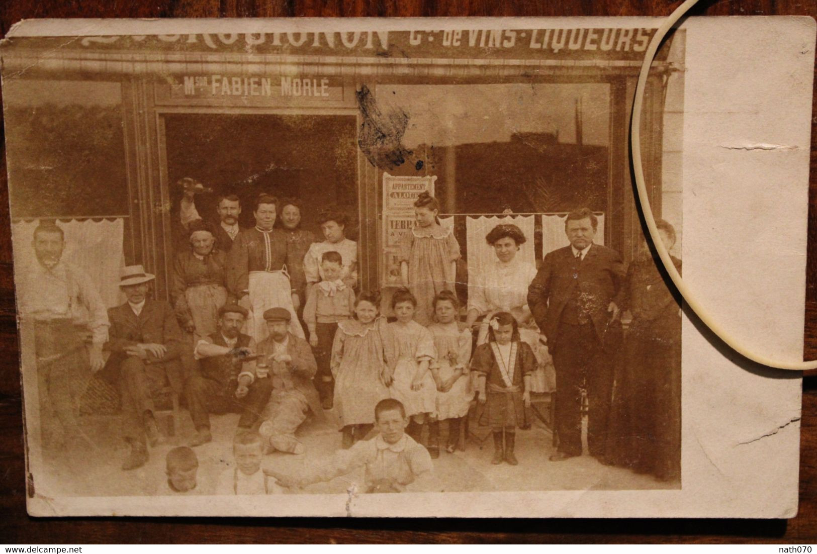 Carte Photo 1910's CPA AK Maison Fabien Morlé Café Restaurant Liqueurs Animée Voyagée Famille Creuse ? Bromure - Cafés