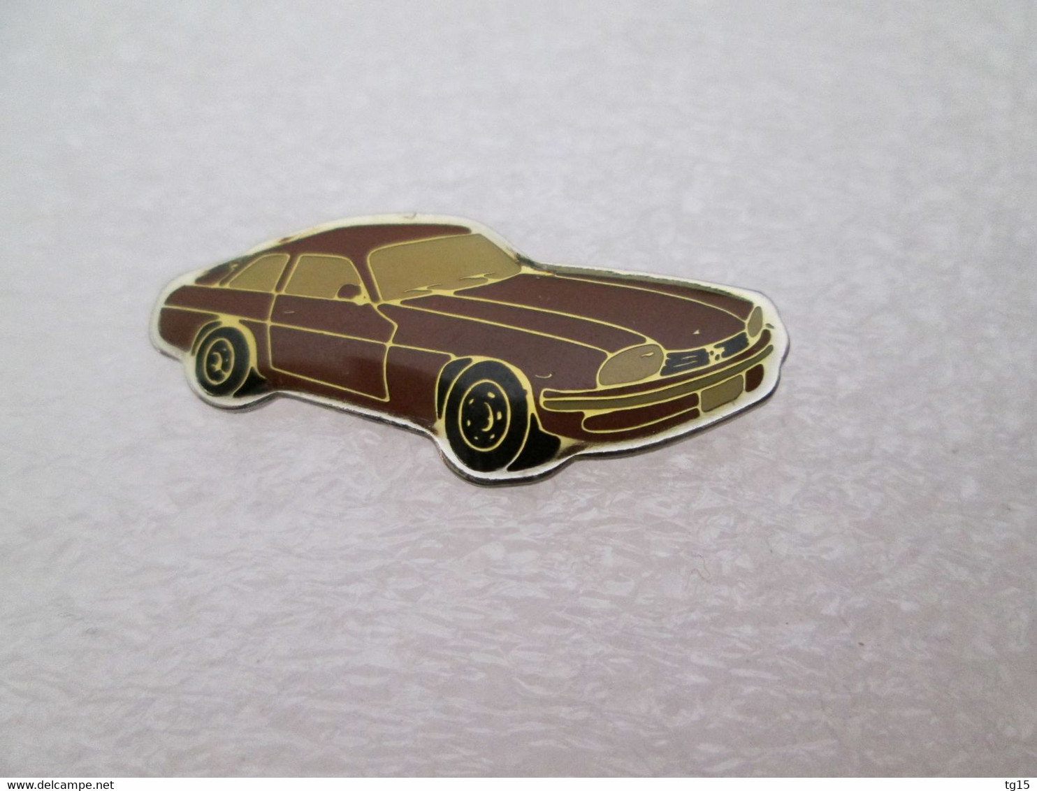 PIN'S    JAGUAR  XJS   1975 - Jaguar