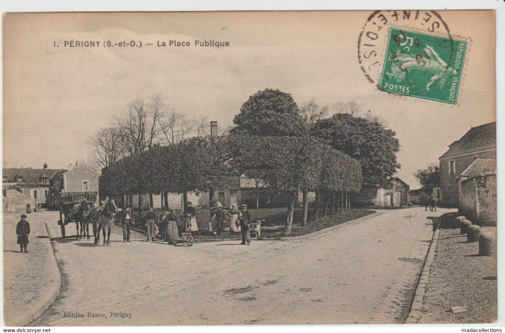 Perigny (94 - Val De Marne)  La Place Publique - Perigny