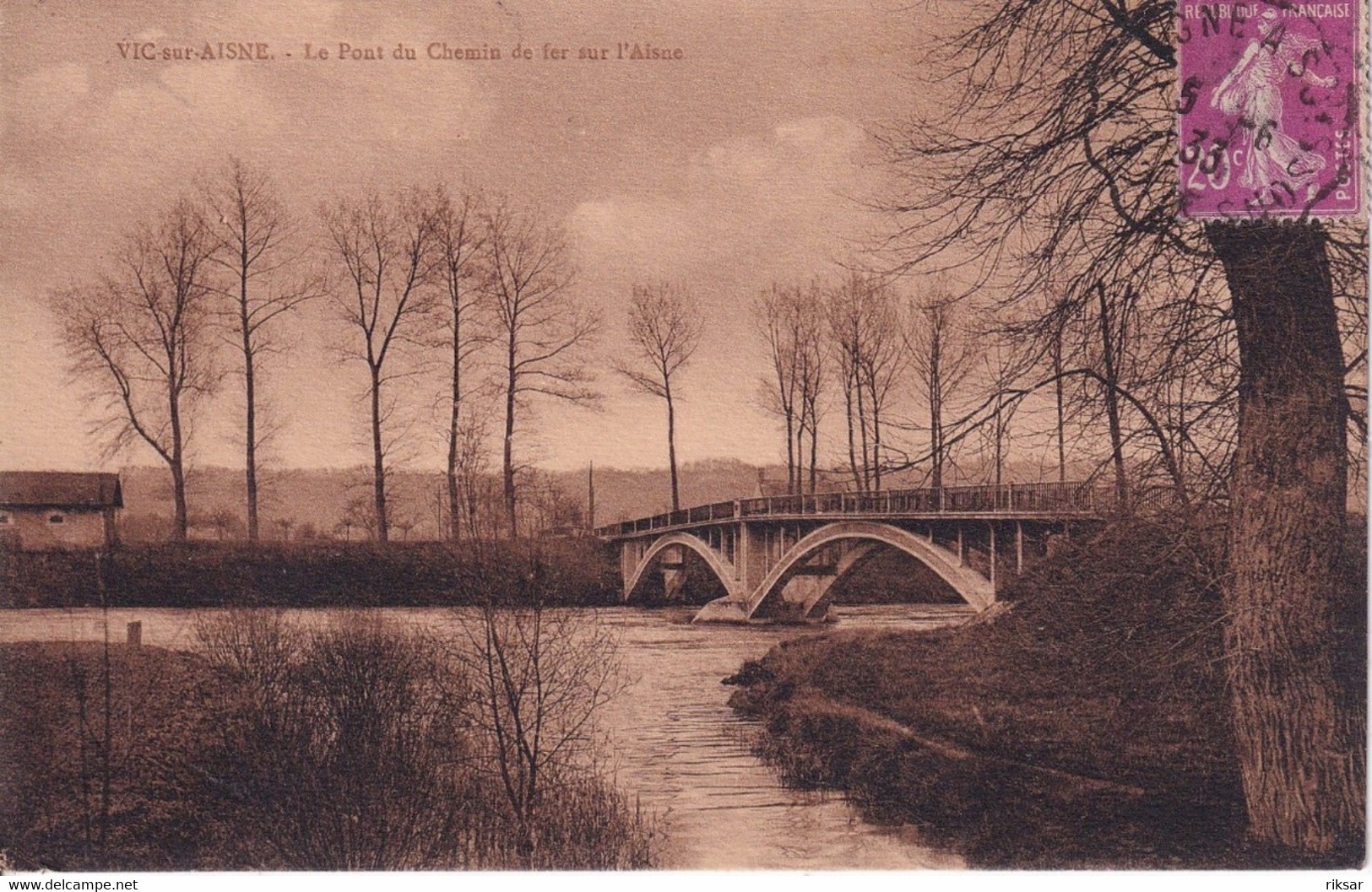 VIC SUR AISNE(ARBRE) - Vic Sur Aisne