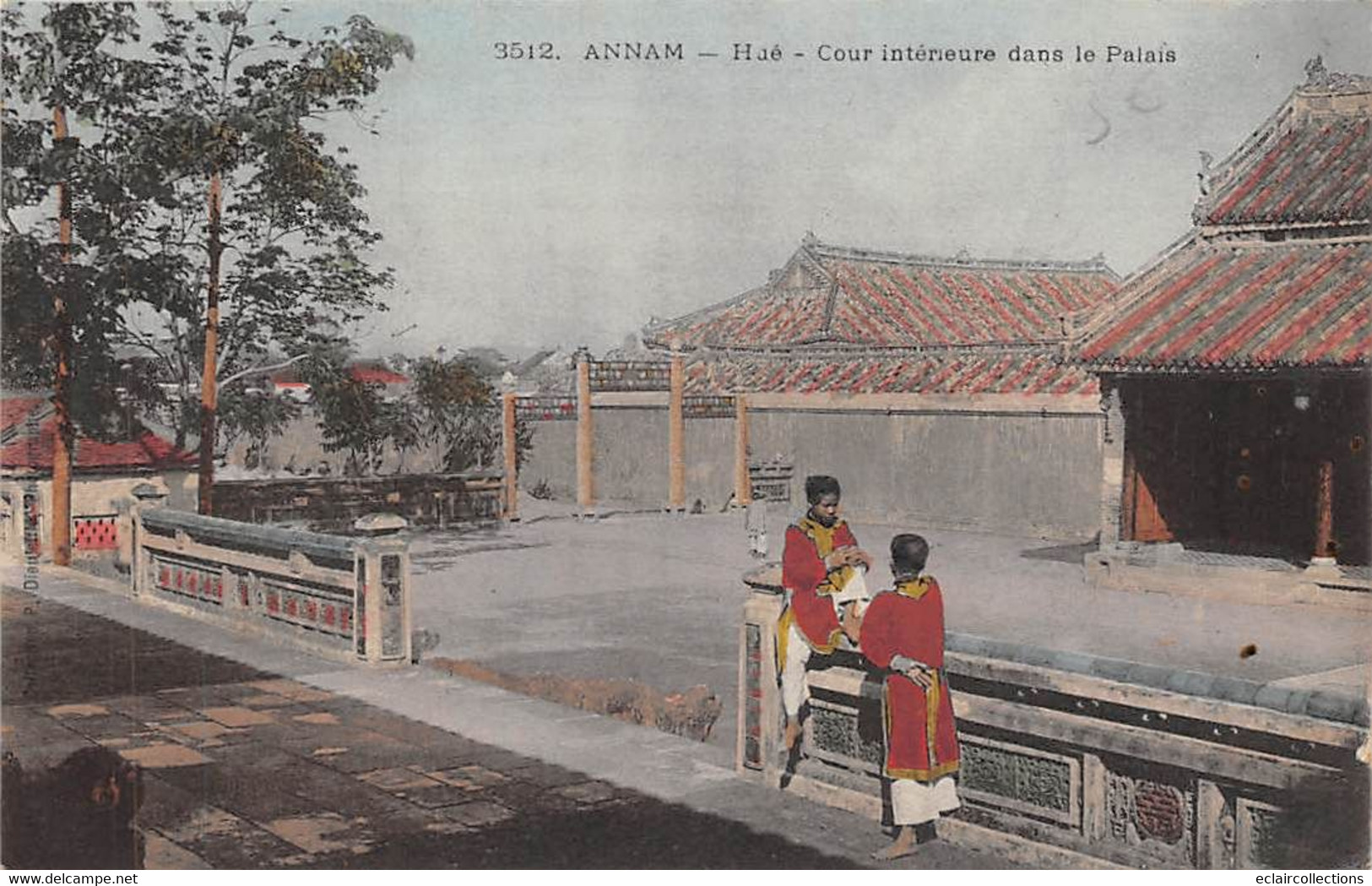 Tonkin:  Annam.   Hué    Cour Intérieure Dans Le Palais     (voir Scan) - Viêt-Nam