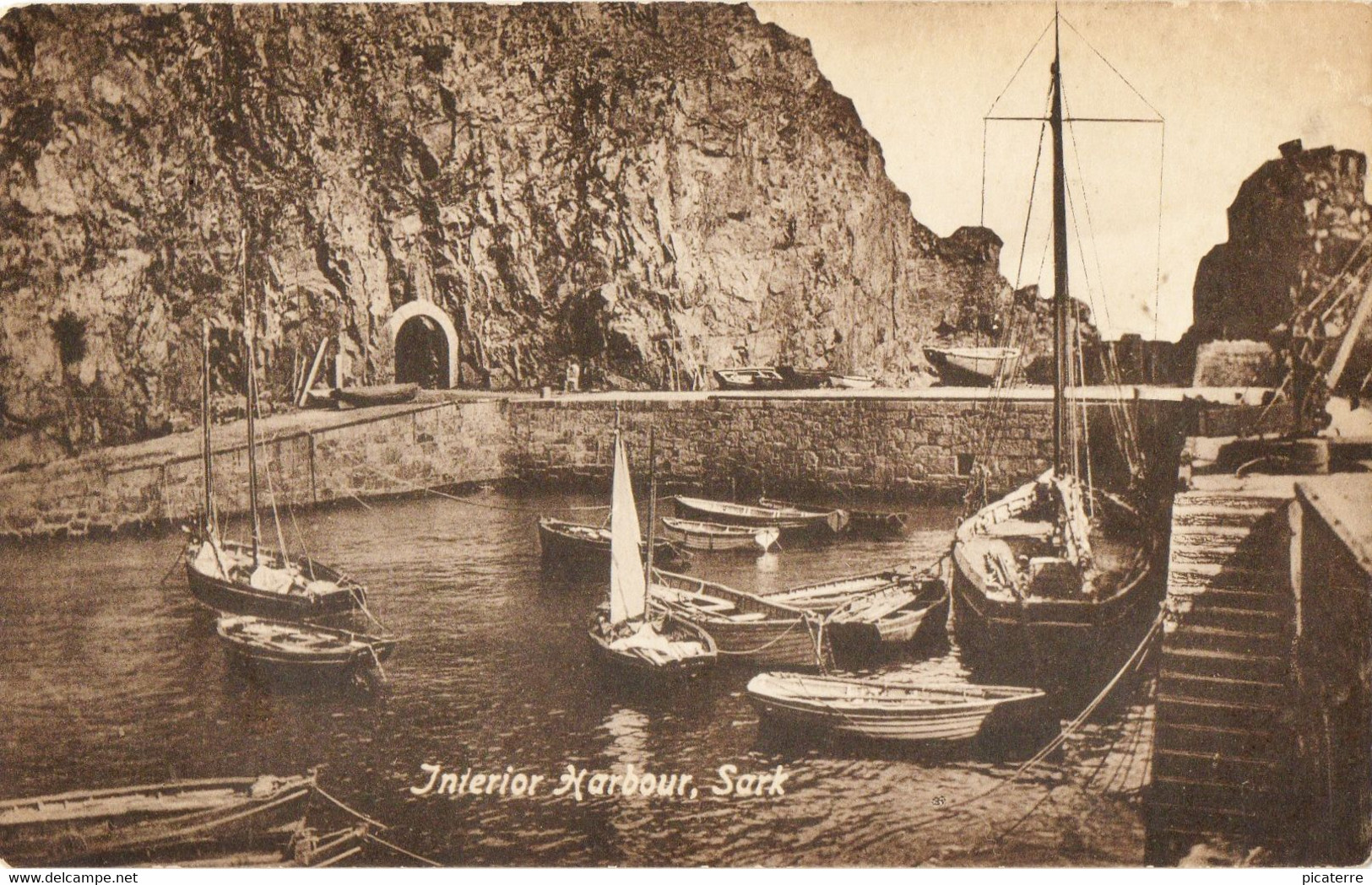 SARK, Interior Harbour -29-1 - Sark