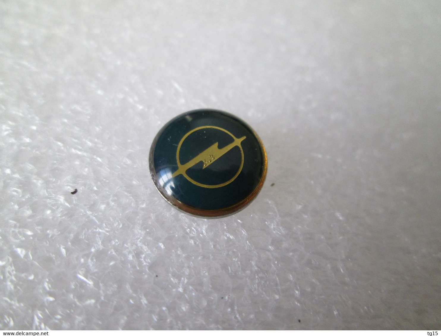 PIN'S     LOGO    OPEL  Ø 16mm - Opel