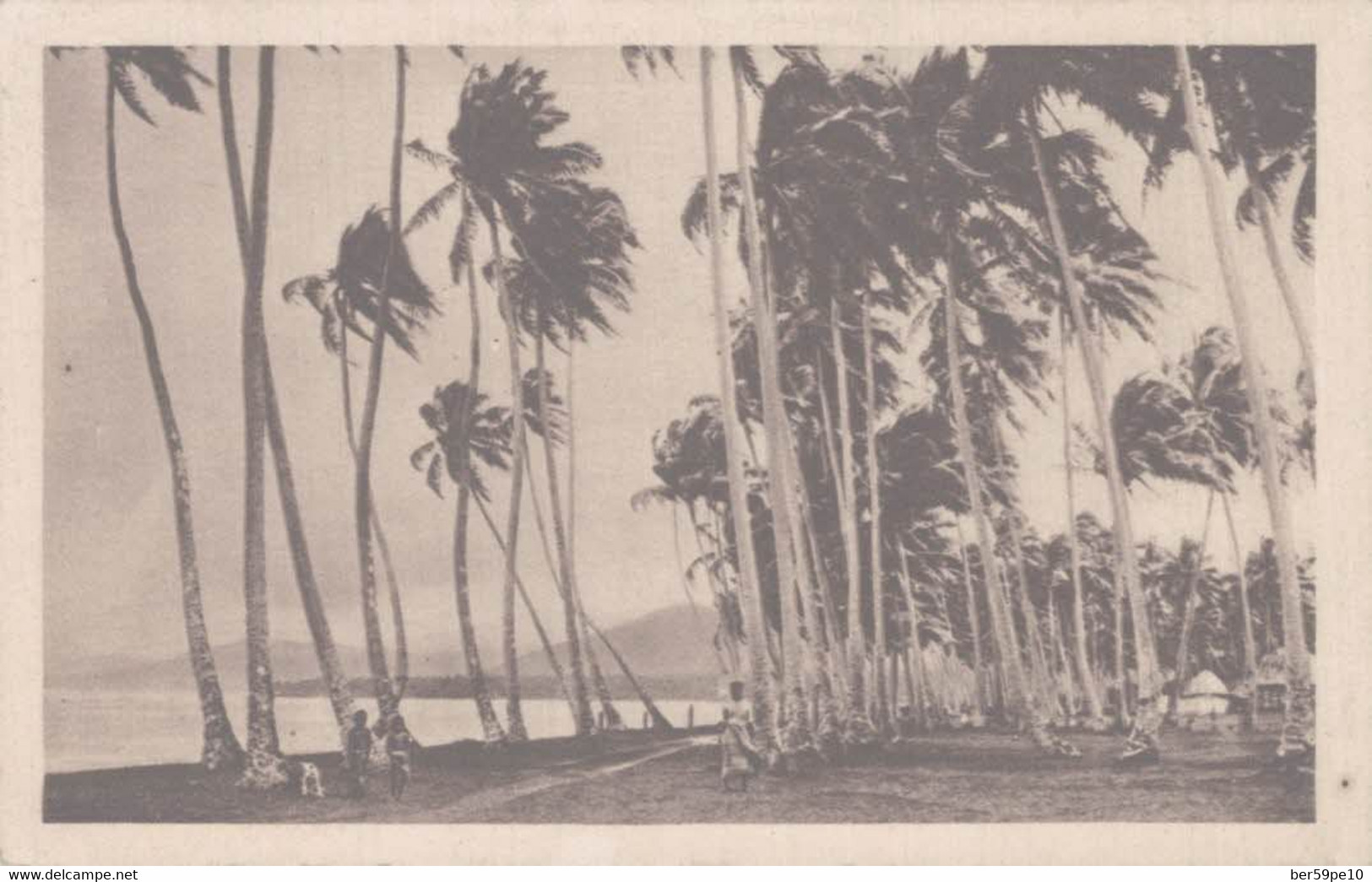 AMERIQUE ET OCEANIE UN ORAGE SUR SAMOA - American Samoa