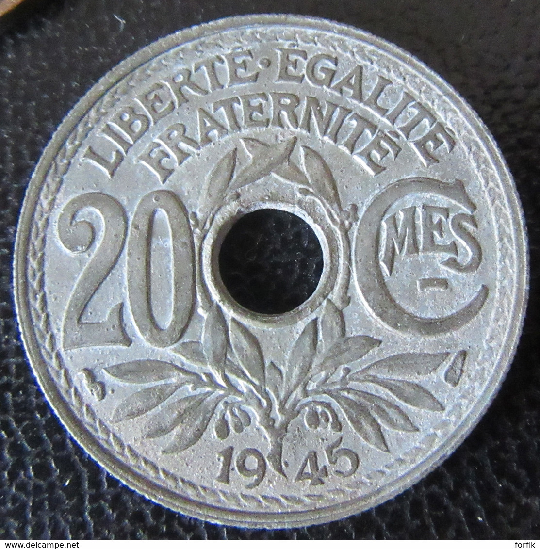 France - Lot de 25 Monnaies entre 1797 (An 5) et 1945 dont 1 Franc Semeuse 1916 en argent et 20 Cts 1945 en zinc