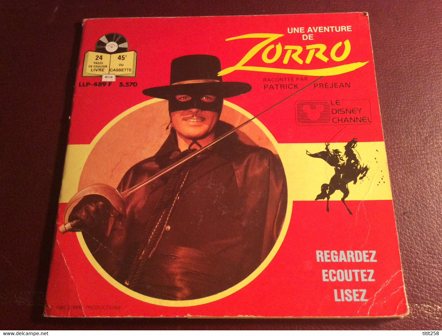 45 Tours  Vynil  ZORRO . BD . Bande Dessinées . Disney Chanel  .. Guy Williams  . - Kinderen