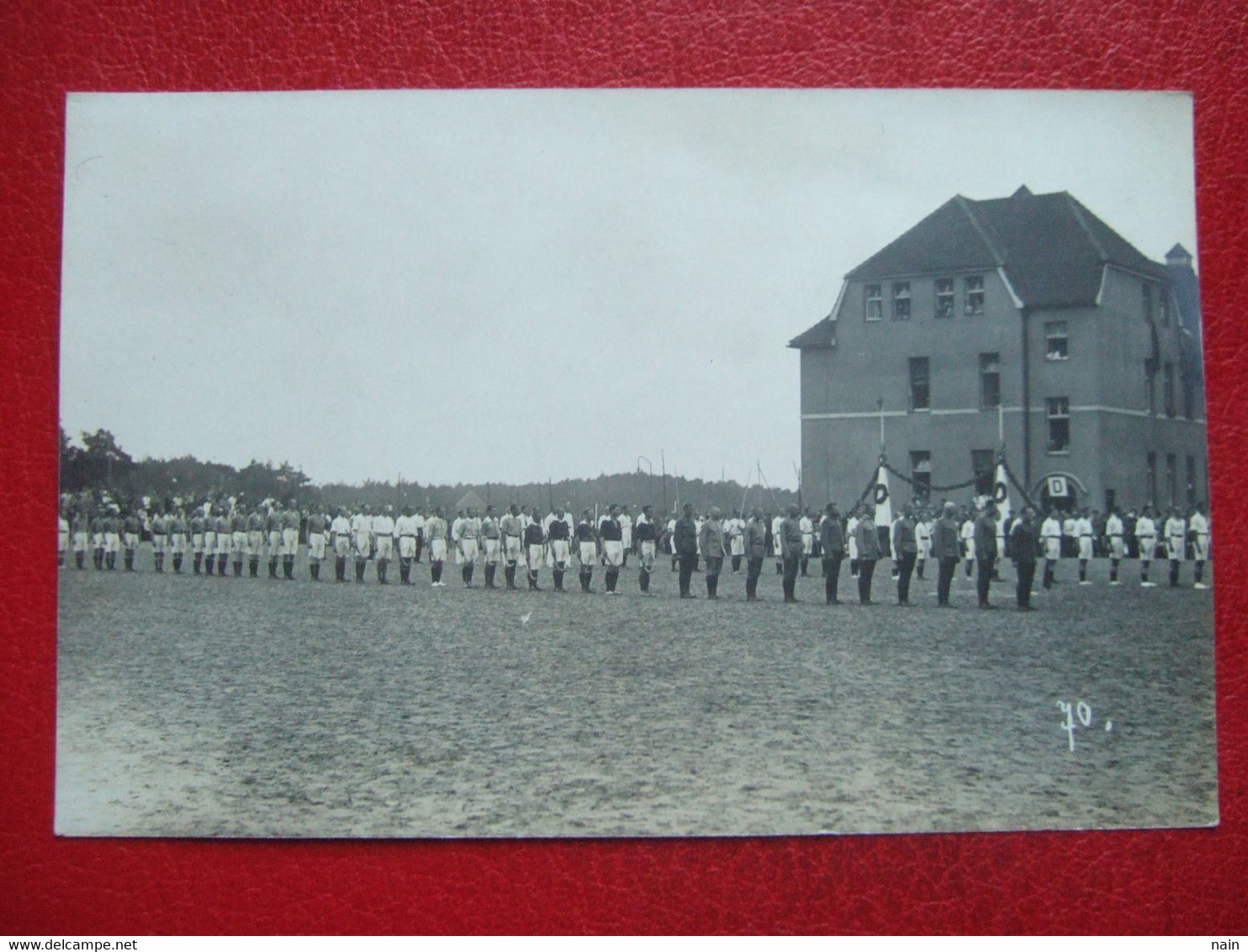 ALLEMAGNE - GUETERSLOH - GÛTERSLOH - CARTE PHOTO - CAMP PRISONNIERS OFFIZIER GEFANGENEN  LAGER - SPORTIFS ... - Guetersloh