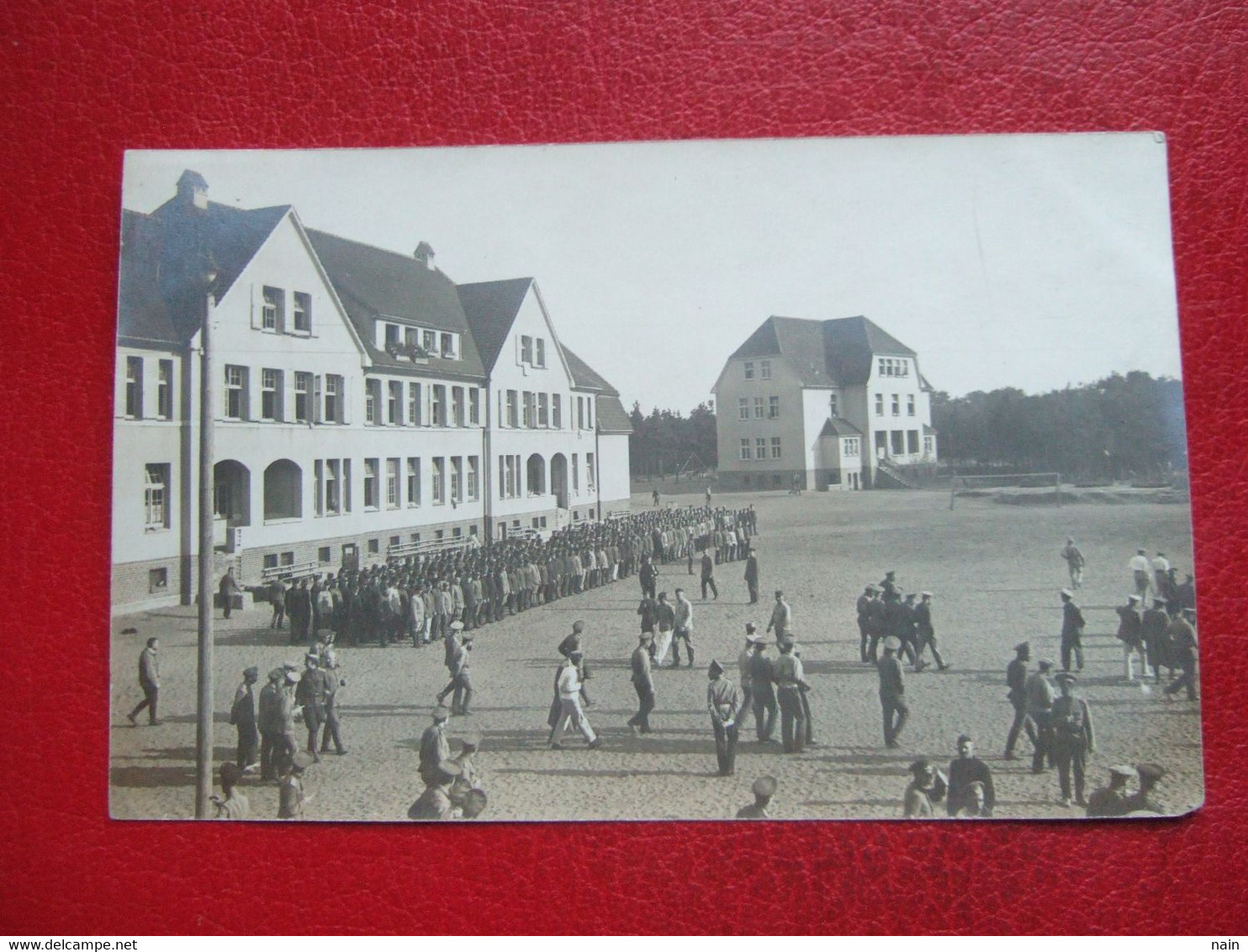 ALLEMAGNE - GUETERSLOH - GÛTERSLOH - CARTE PHOTO - CAMP PRISONNIERS OFFIZIER GEFANGENEN  LAGER - INTERIEUR DU CAMP... - Guetersloh