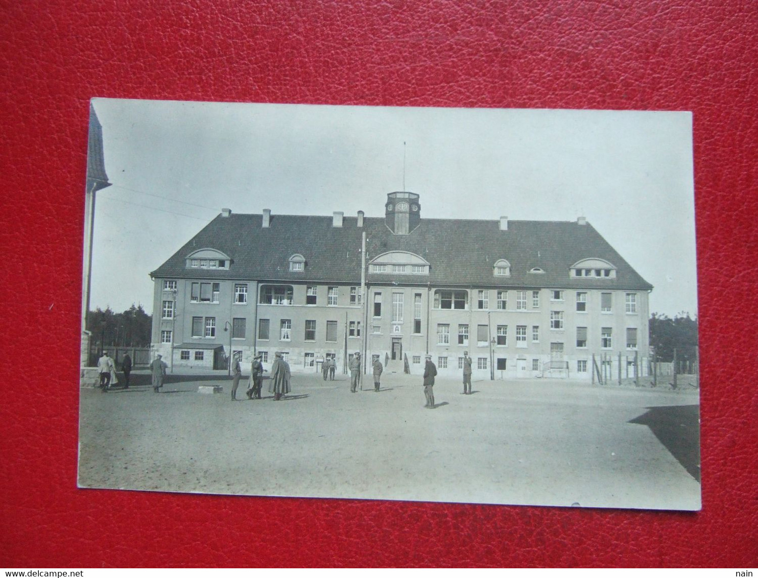 ALLEMAGNE - GUETERSLOH - GÛTERSLOH - CARTE PHOTO - CAMP PRISONNIERS OFFIZIER GEFANGENEN  LAGER - INTERIEUR DU CAMP... - Guetersloh