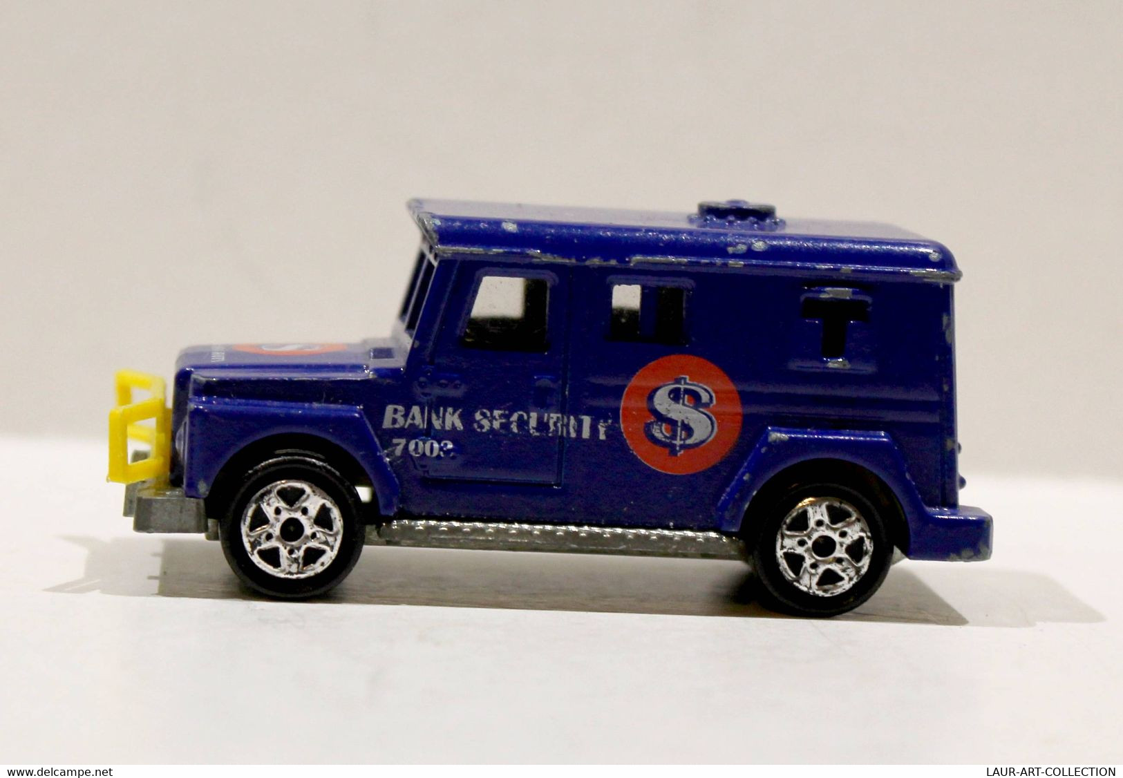 MAJORETTE - BANK SECURITY - ECH 1/57  RARE ANCIENNE MINIATURE FOURGON AUTOMOBILE - MADE IN FRANCE     (031221.16) - Majorette