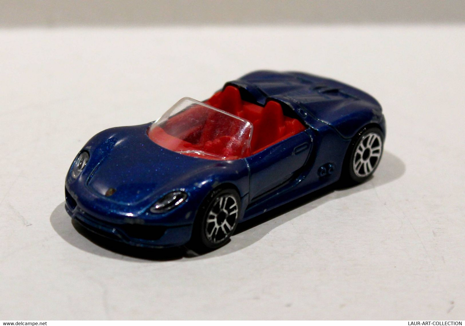 MAJORETTE - PORSCHE 918 SPYDER  REF:209F - ECH 1/61 - ANCIENNE MINIATURE VOITURE     (031221.22) - Majorette