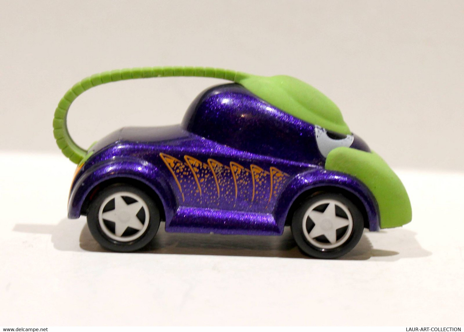 MAJORETTE - FICTION REF 505 - MINIATURE VOITURE AUTOMOBILE EXTRA TERRESTRE ALIEN     (031221.29) - Collectors & Unusuals - All Brands