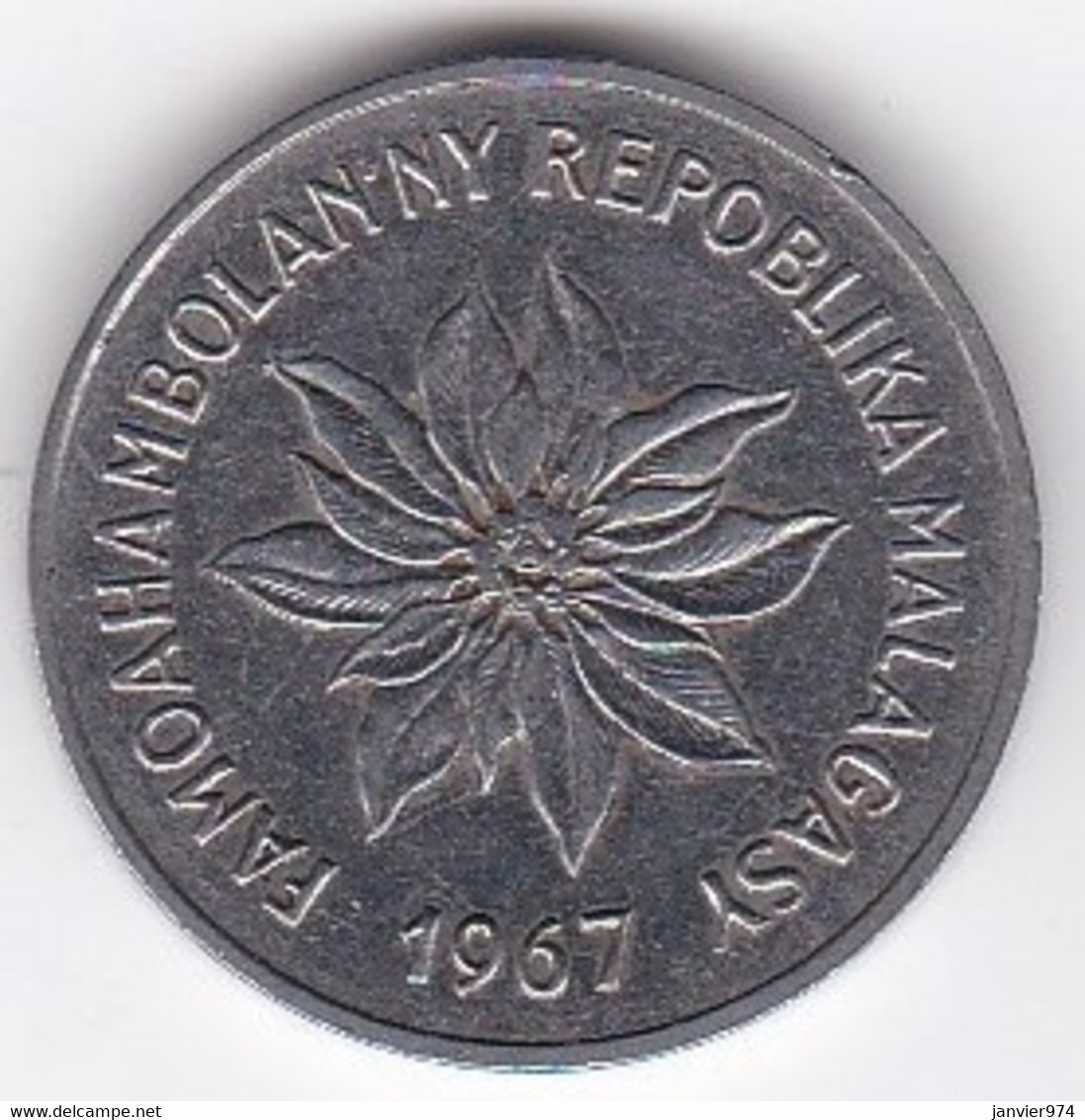 Madagascar 5 Francs 1967.  Buffle / Fleur, En Acier Inoxydable, KM# 10 - Madagaskar