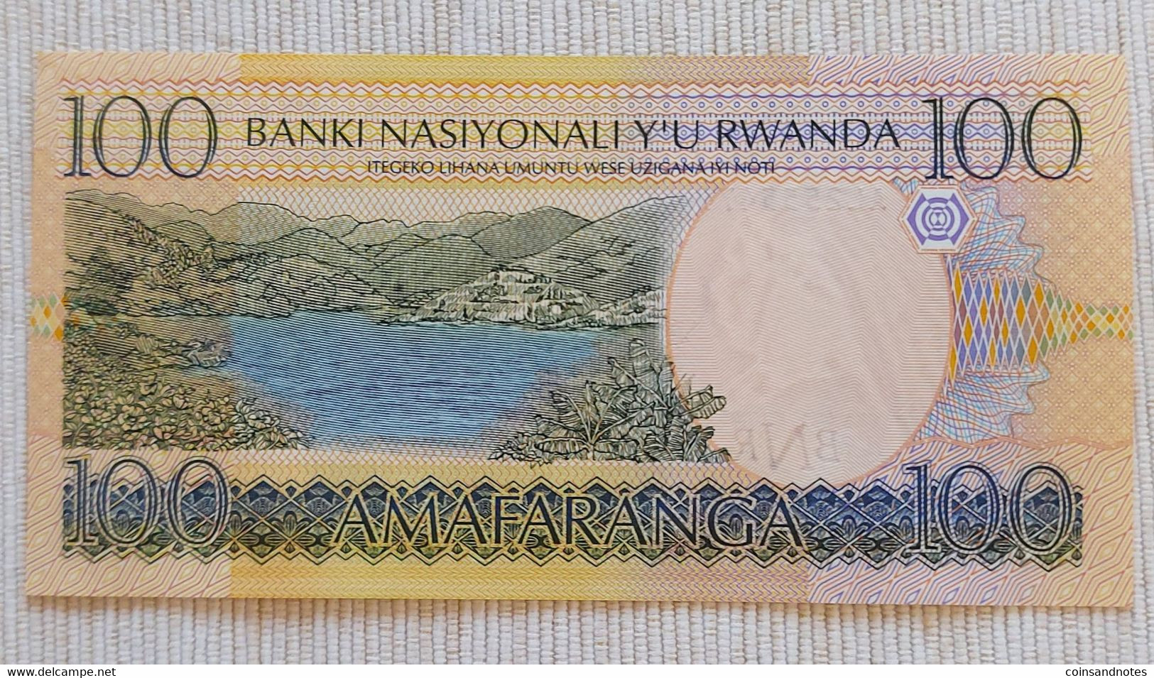 Rwanda 2003 - 100 Francs - Nr AL2555479 - P# 29b - UNC - Rwanda