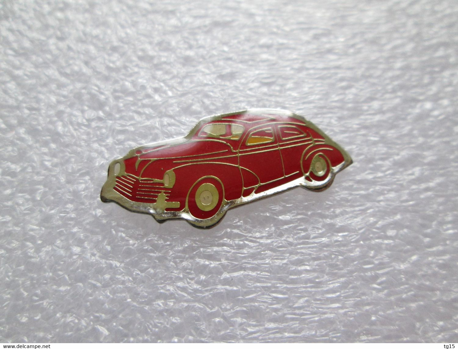 PIN'S    PEUGEOT  203  1948 - Peugeot