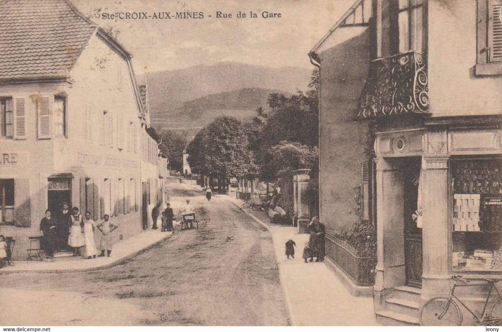 CPSM 9X14   De  STE CROIX AUX MINES (68) - RUE De La GARE  - ANIMATIONS - 1925 - Sainte-Croix-aux-Mines