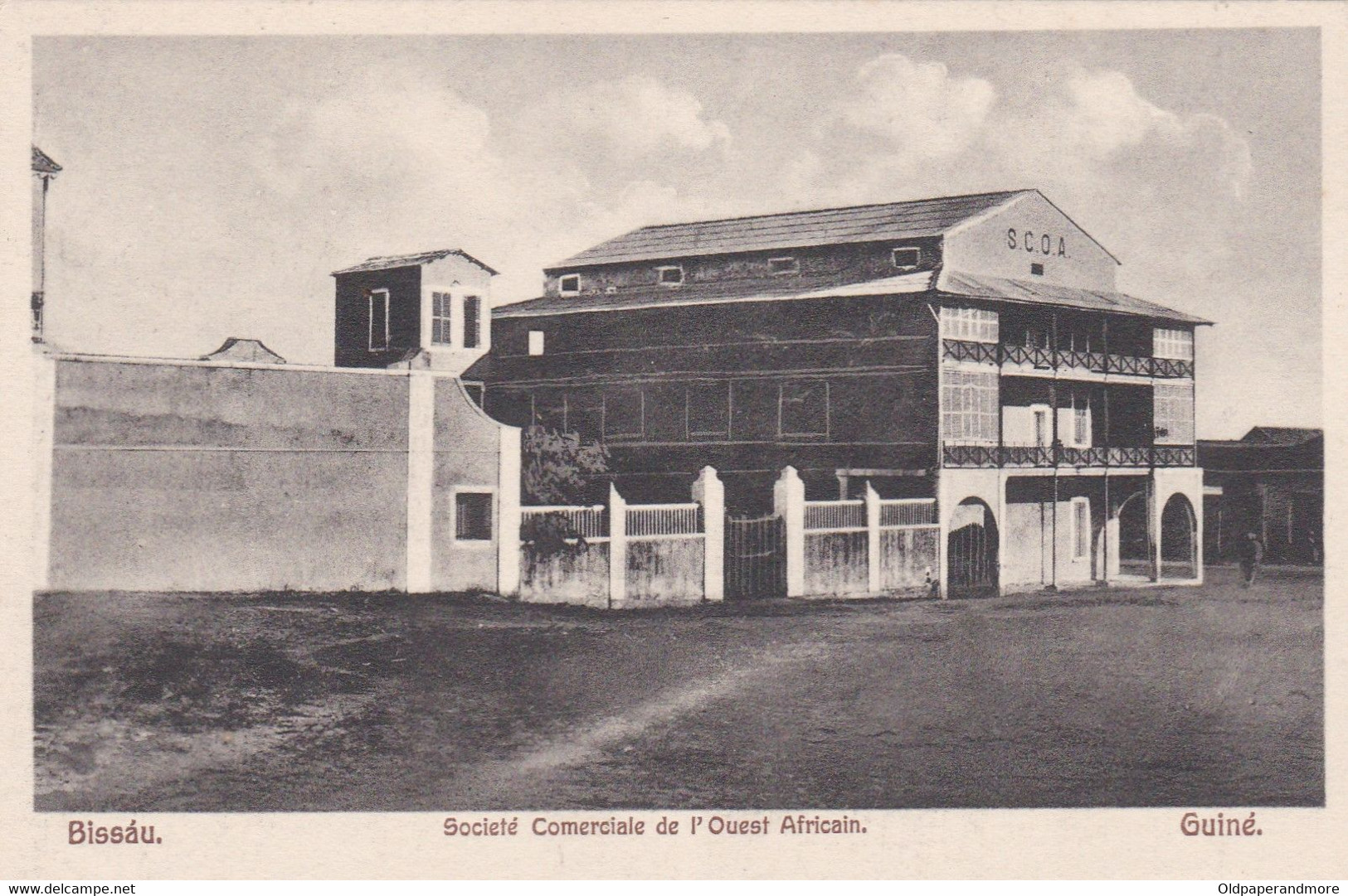 POSTCARD PORTUGAL - GUINÉ  - PORTUGUESE GUINEA  - SOCIETÉ COMERCIALE DE L'OUEST AFRICAIN - Guinée