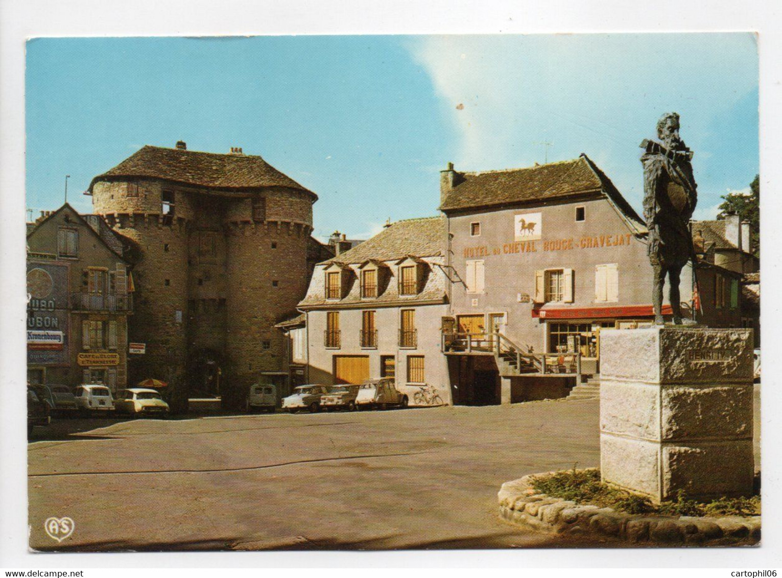 - CPM MARVEJOLS (48) - Place Du Soubeyran 1980 (HOTEL DU CHEVAL ROUGE - CRAVEJAT) - Editions APA-POUX - - Marvejols