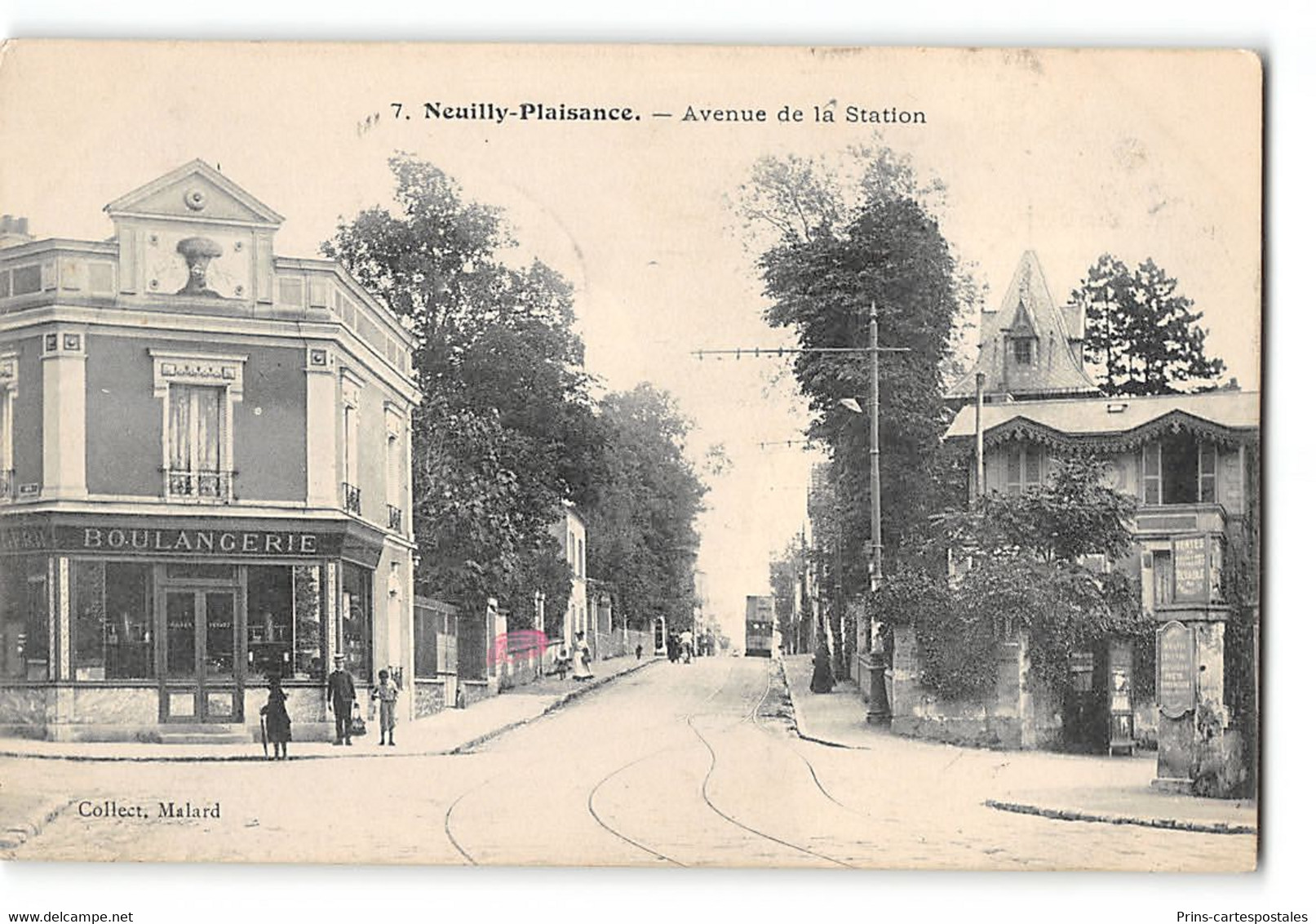 CPA 93 Neuilly Plaisance Avenue De La Station - Neuilly Plaisance