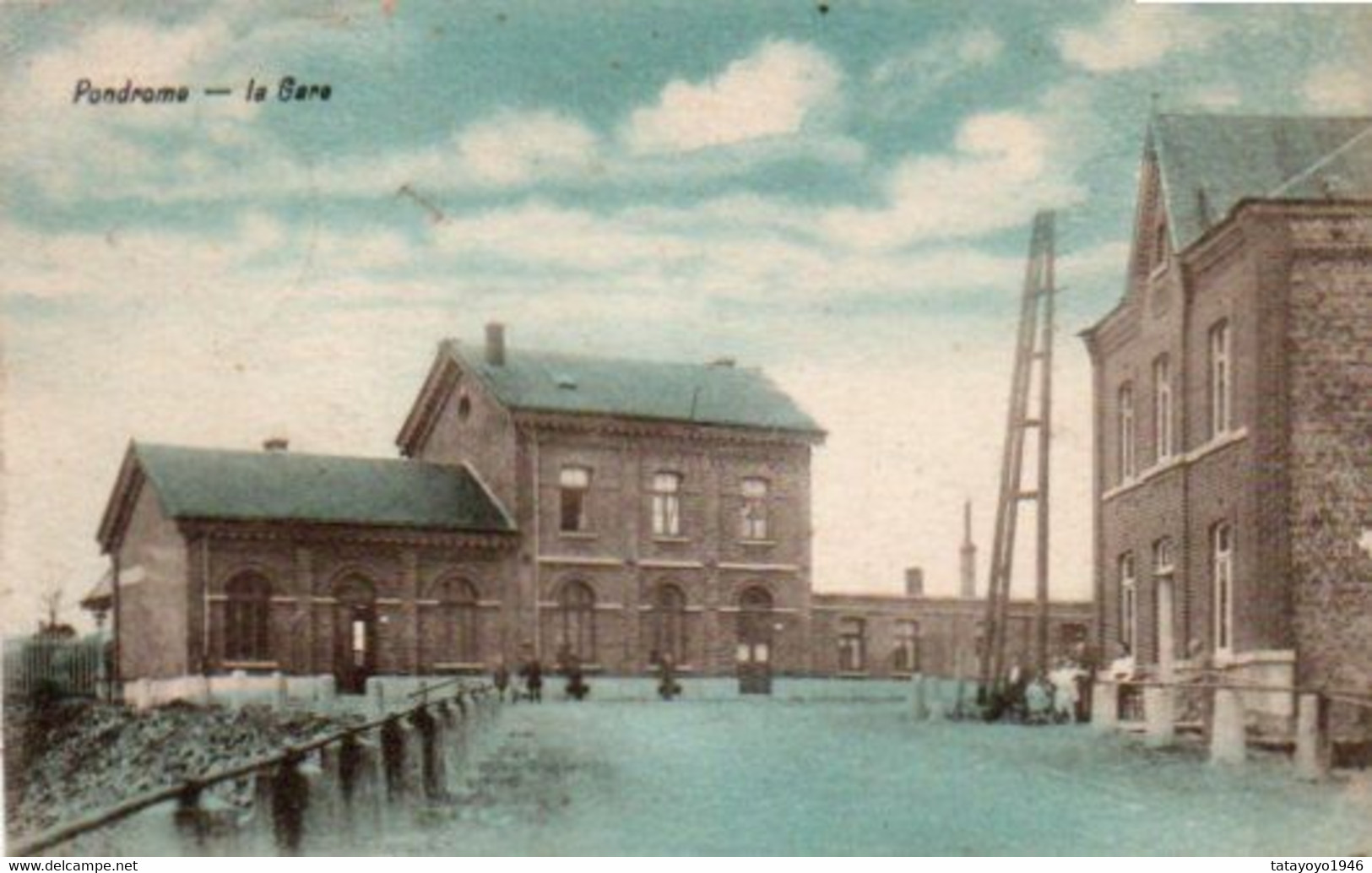 Pondrome  La Gare Carte Colorisée Voyagé En 1928 - Beauraing