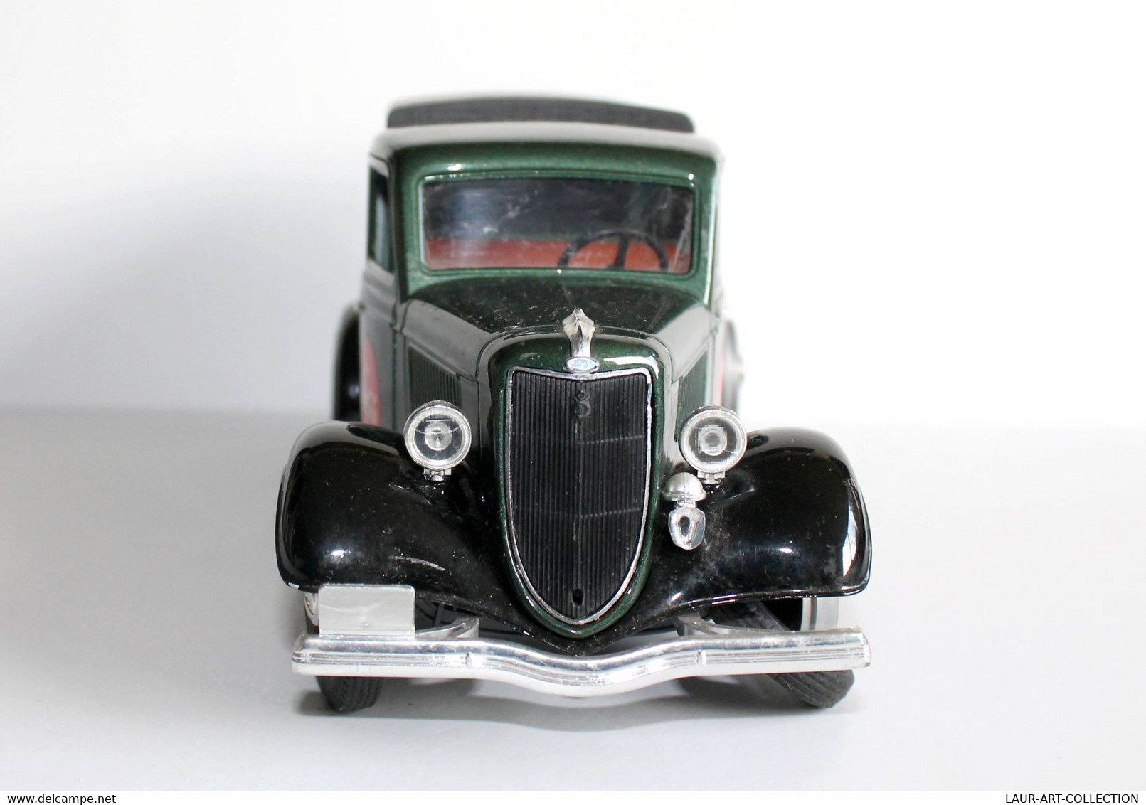 SOLIDO - FORD V8 - PICK-UP COCA COLA - ECH 1/19 VOITURE MINIATURE MADE IN FRANCE        (031221.5) - Solido