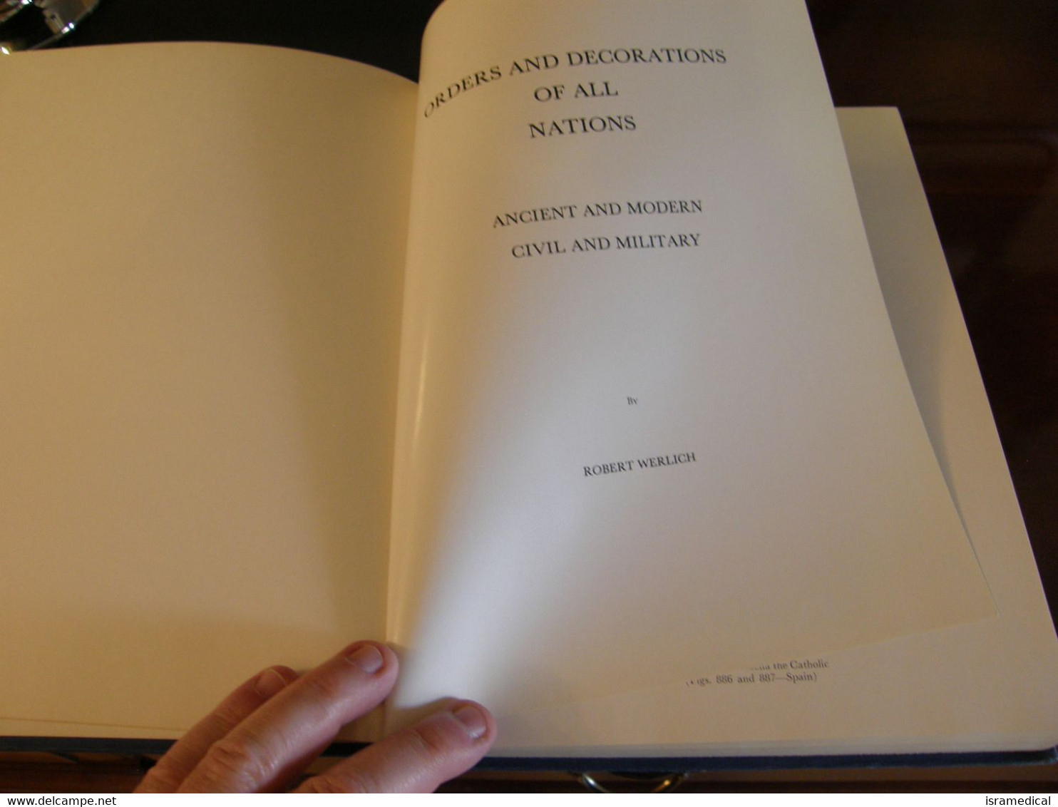 ROBERT WERLIGH 1963 ORDERS AND DECORATIONS OF ALL NATIONS - Books & CDs