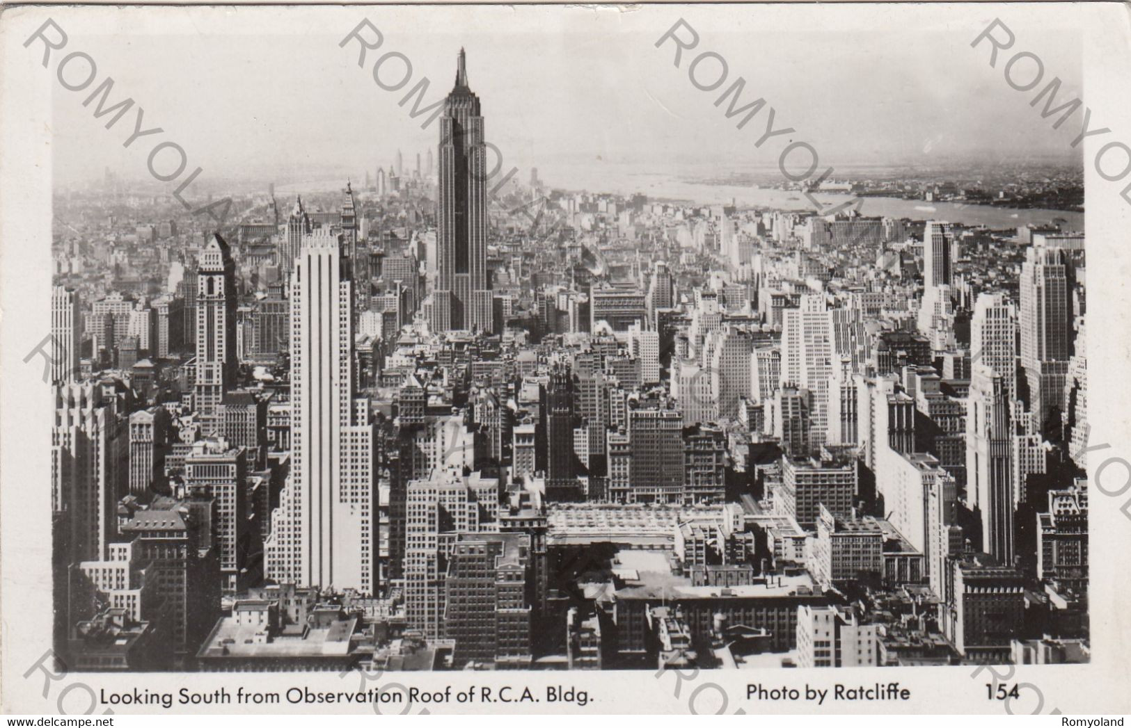 CARTOLINA  NEW YORK CITY,NY,STATI UNITI,LOOKING SOUTH FROM OBSERVATION ROOF OF R.C.A.BUILDING,VIAGGIATA 1953 - Multi-vues, Vues Panoramiques