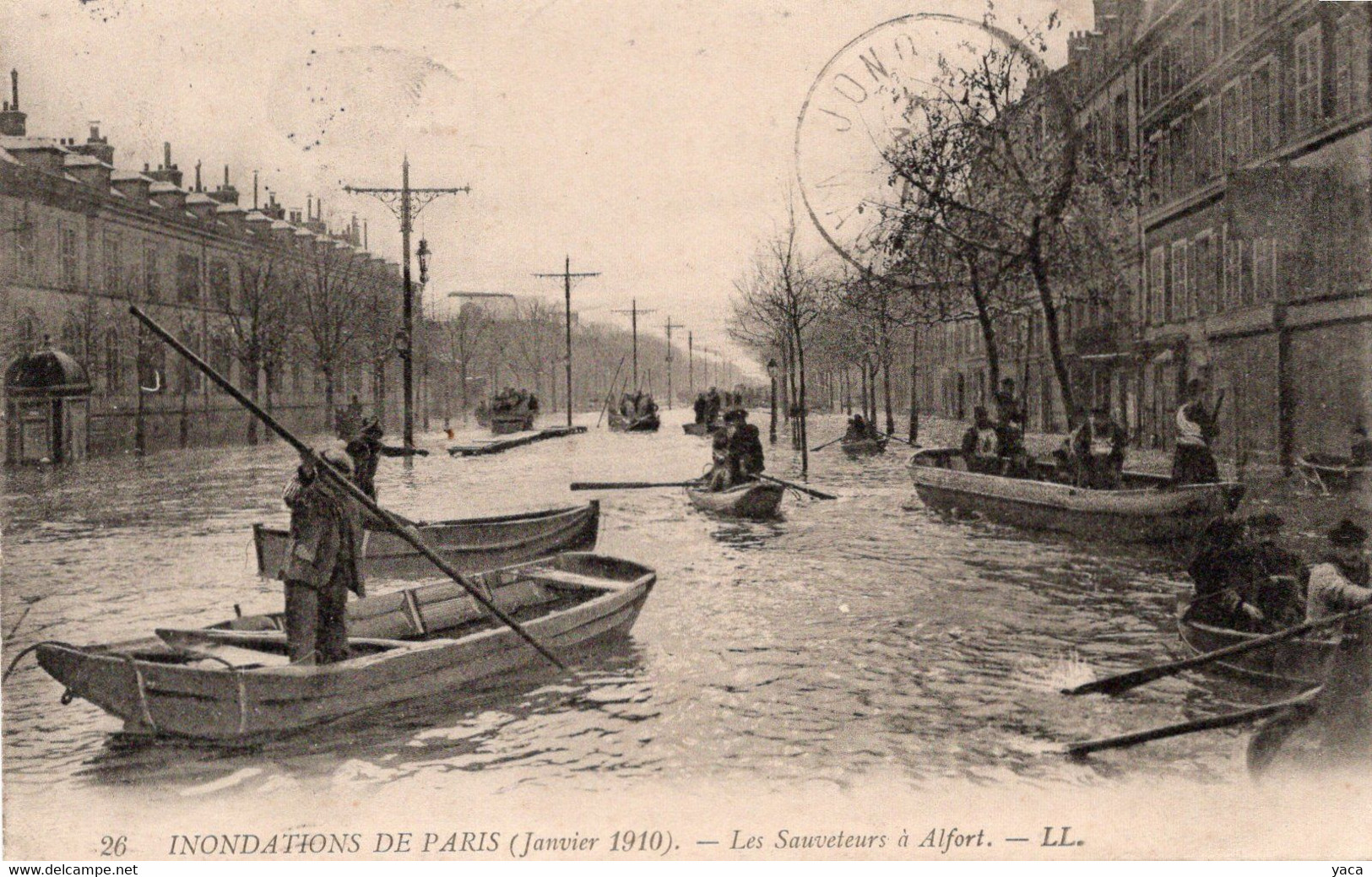 Paris Inondé 1910  La Grande Crue  Les Sauveteurs à Alfort - Inondations