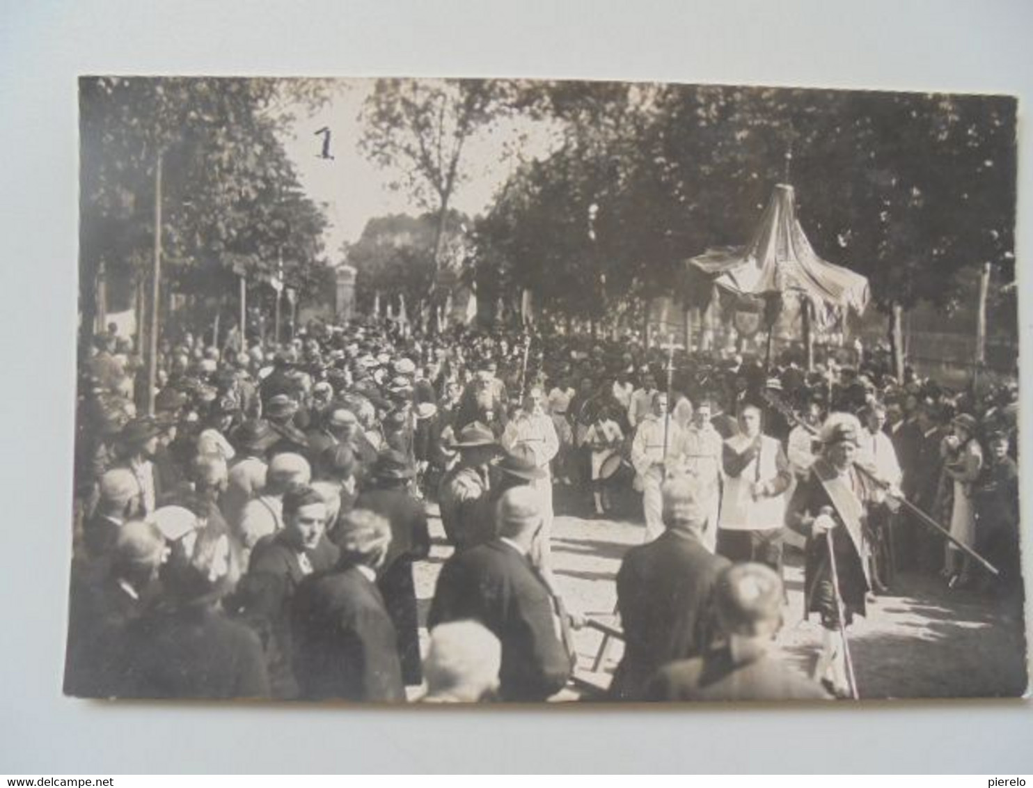 Defile Carte Photo - To Identify