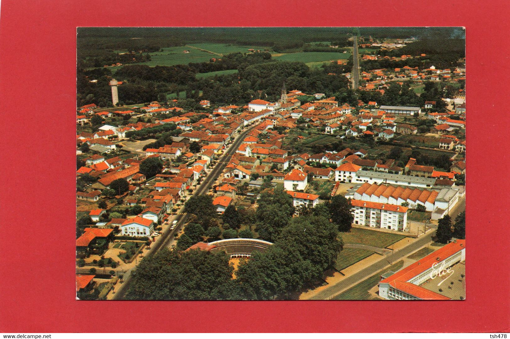 40----SAINT-VINCENT DE TYROSSE--vue Générale--les Arènes, Au Fond, L'église --voir 2 Scans - Saint Vincent De Tyrosse