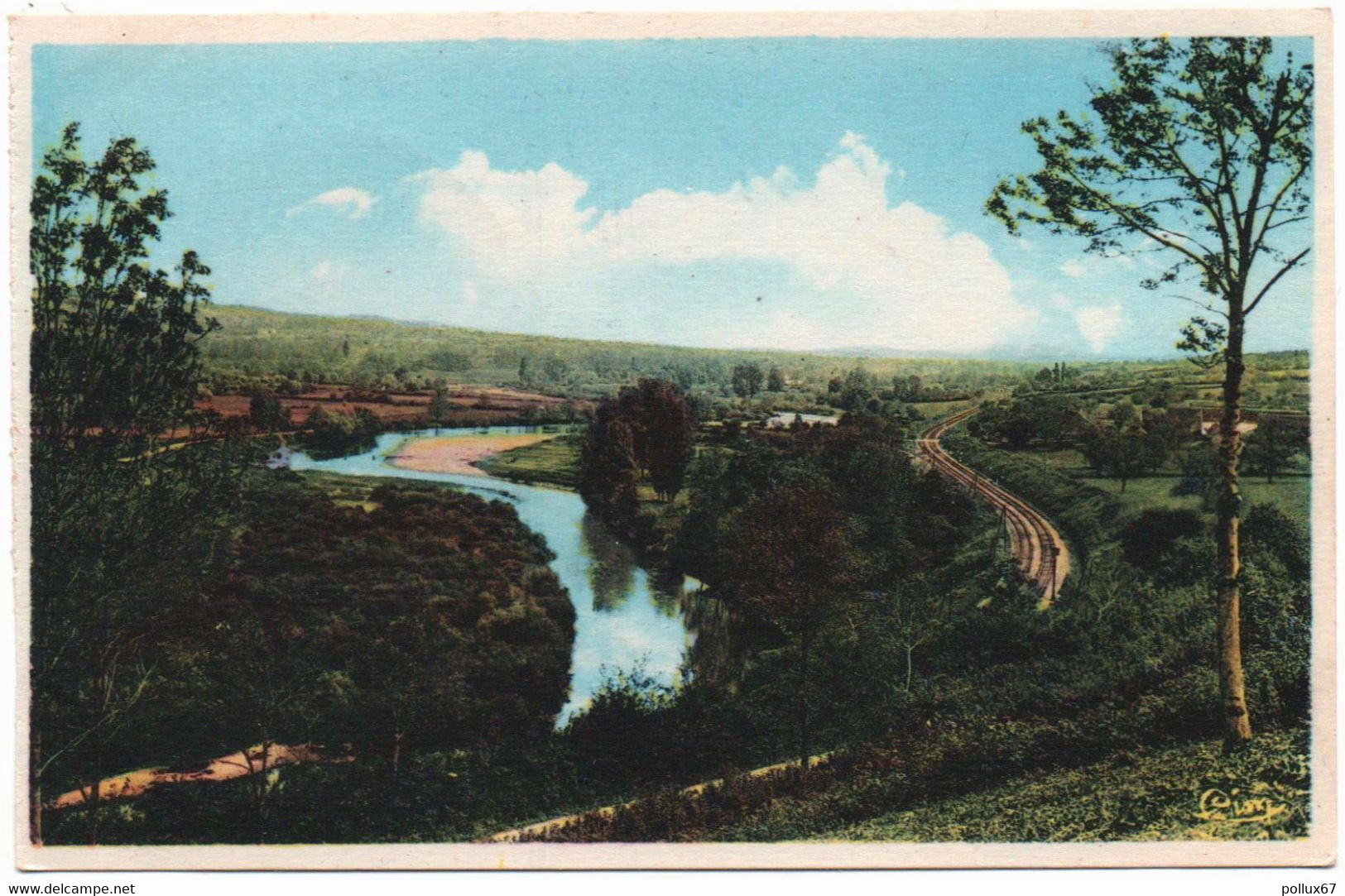 CPA DE SAINT-AMAND-MONTROND  (CHER)  VUE SUR LE CHER - Saint-Amand-Montrond