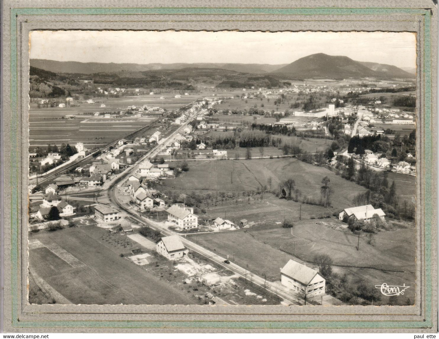 CPSM Dentelée - (88) ANOULD - Vue Aérienne Du Bourg Et De La Rue Principale En 1964 - Anould