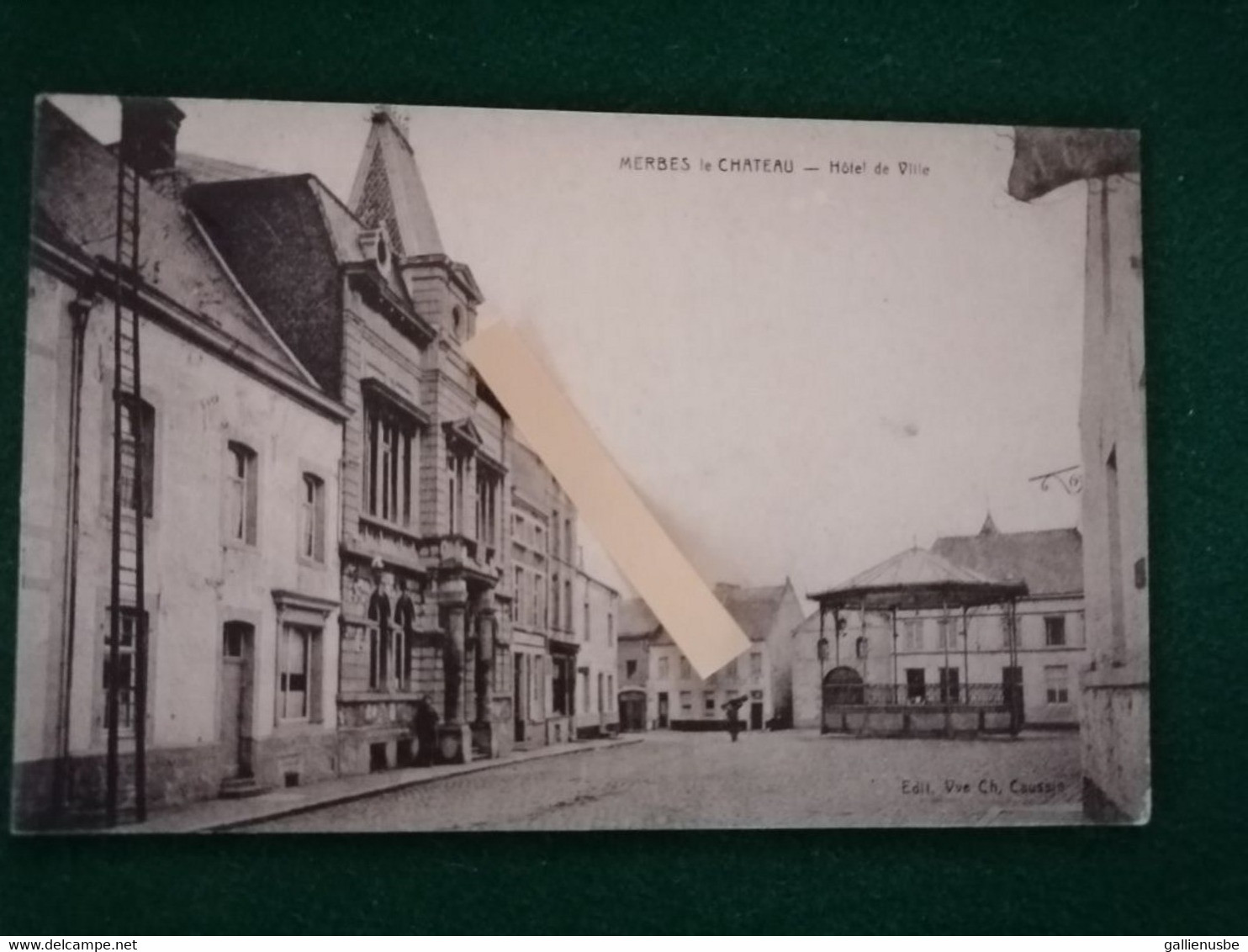 Carte Postale De Merbes-le-château : Hotel De Ville - Merbes-le-Château