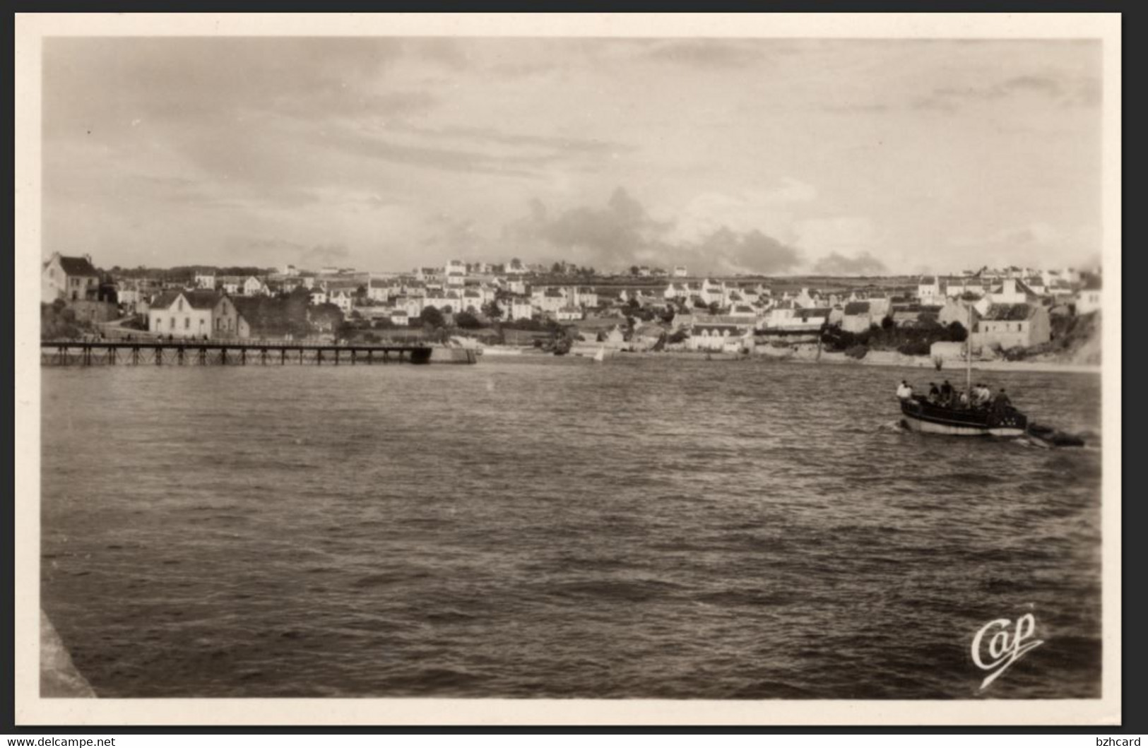 Audierne -La Passerelle Et Le Port - Audierne