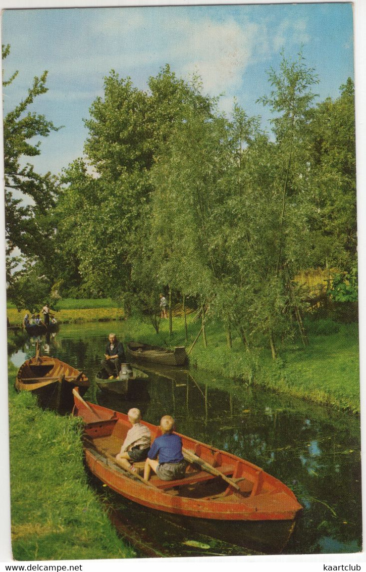 Groeten Uit Mooi Giethoorn - (Overijssel, Nederland) - Punters, Melkbussen - C 049 - Giethoorn