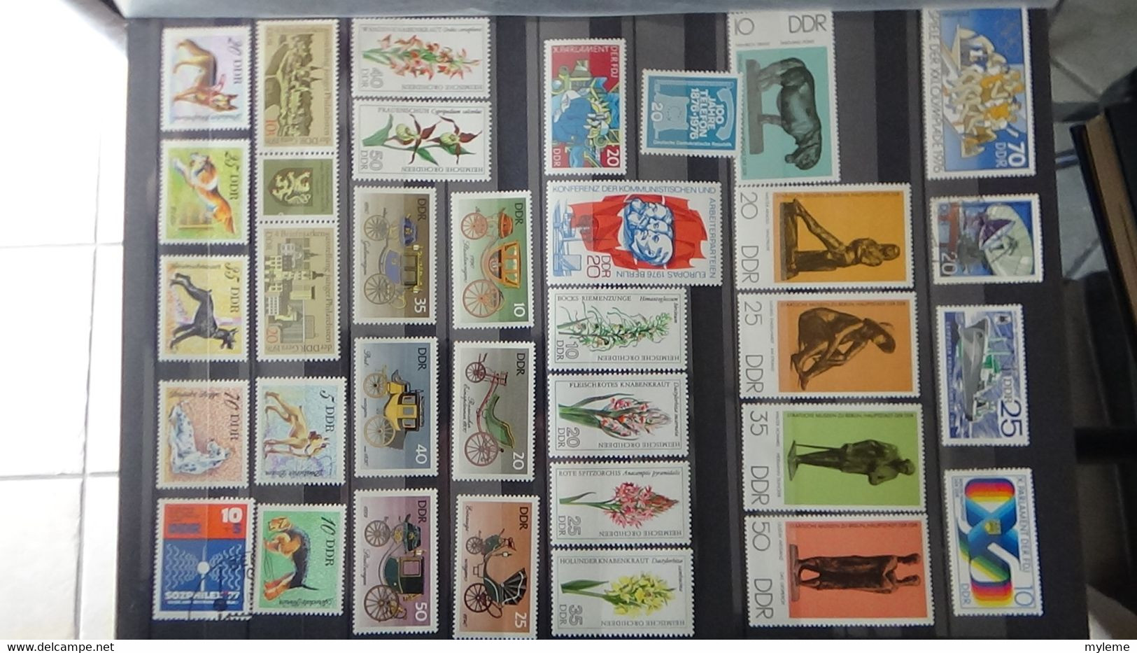 Z79 Collection de timbres et blocs ** d'Allemagne DDR (quelques oblitérés mais très peu)    A saisir !!!