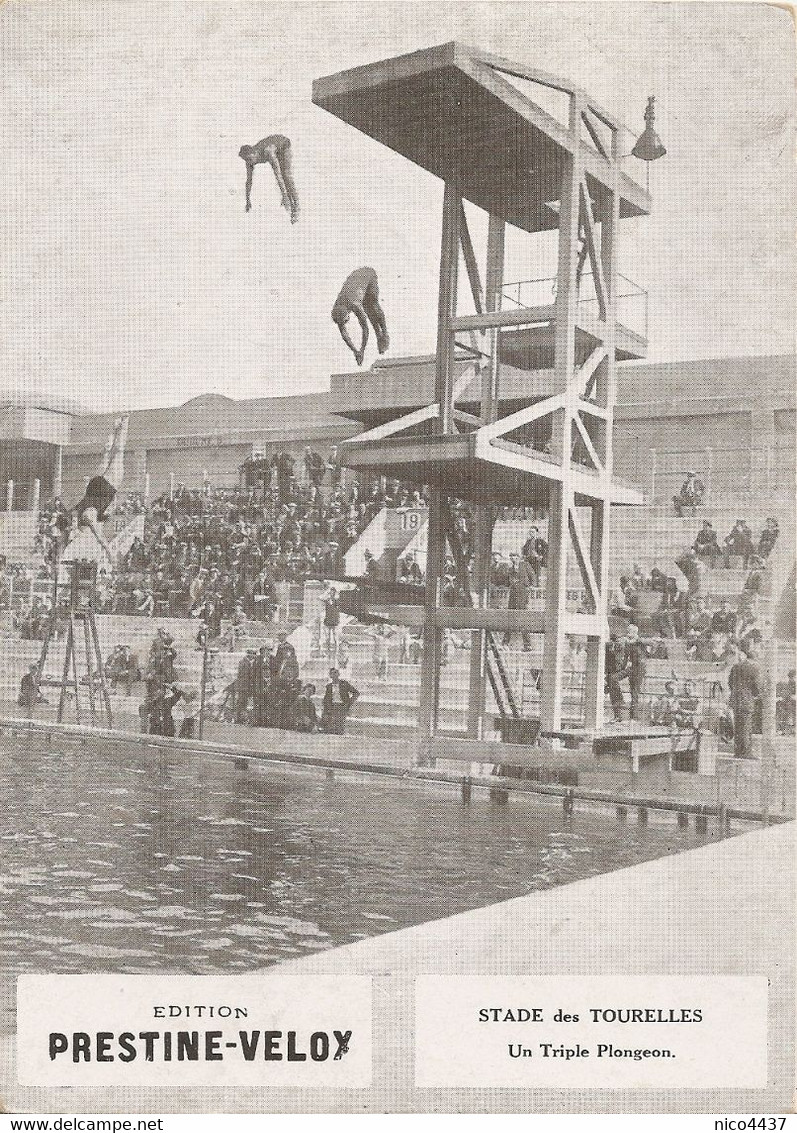 Photo Paris Stade Des Tourelles Un Triple Plongeon  1929 - Salto De Trampolin