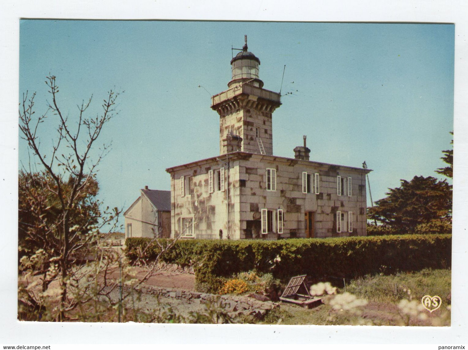 C.P °_ 50-Les Îles Chausey-Son Phare ° NEUVE - Altri & Non Classificati